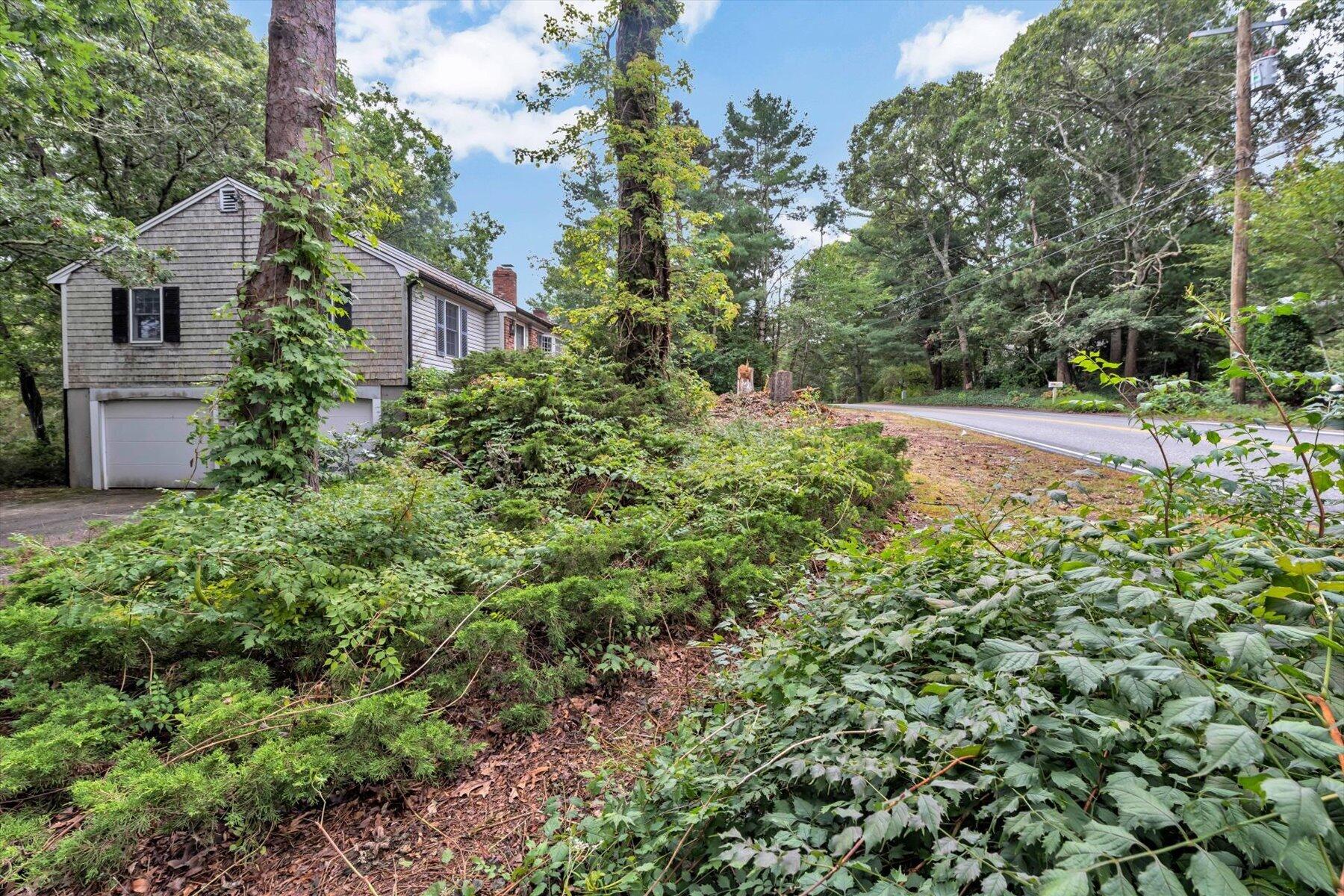  844 W Yarmouth Road - 物件實景