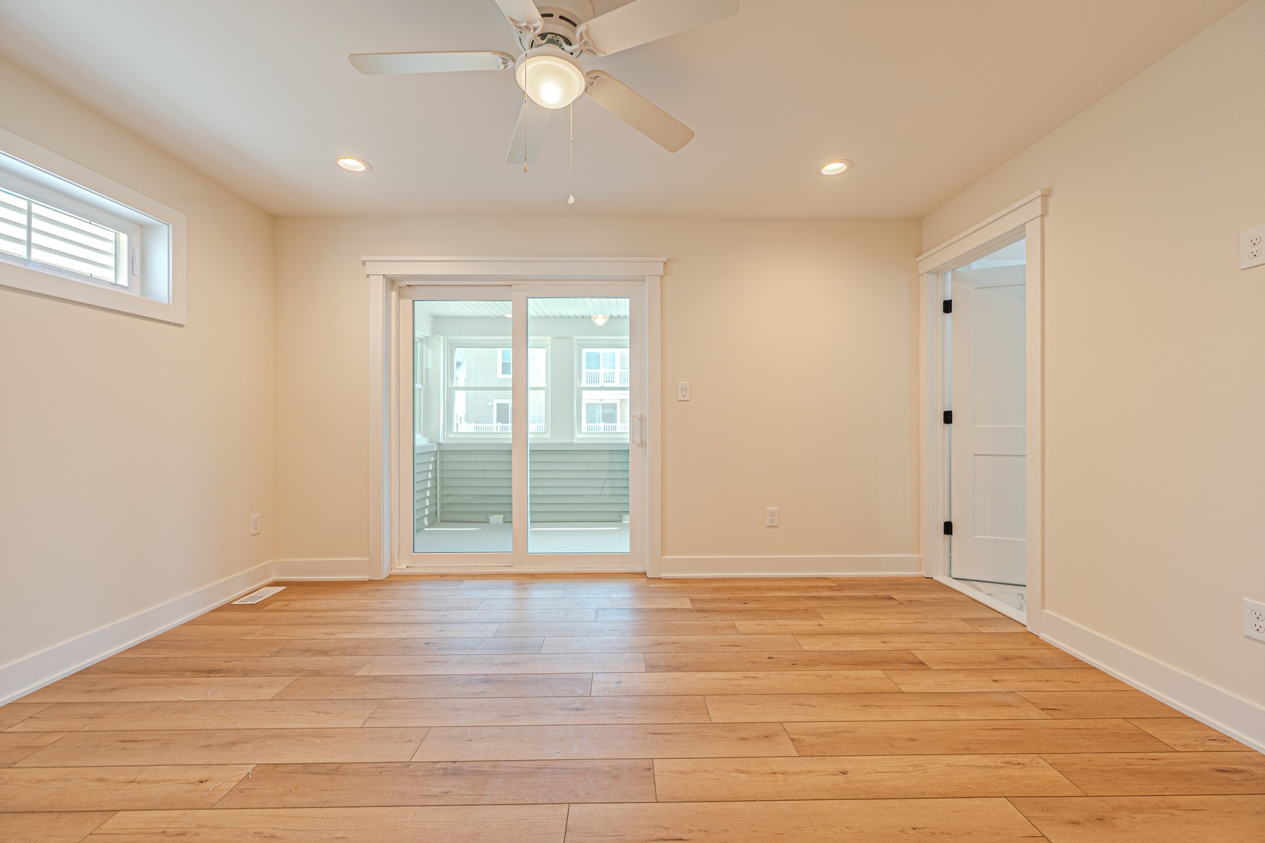  5512 Asbury Avenue - 物件實景