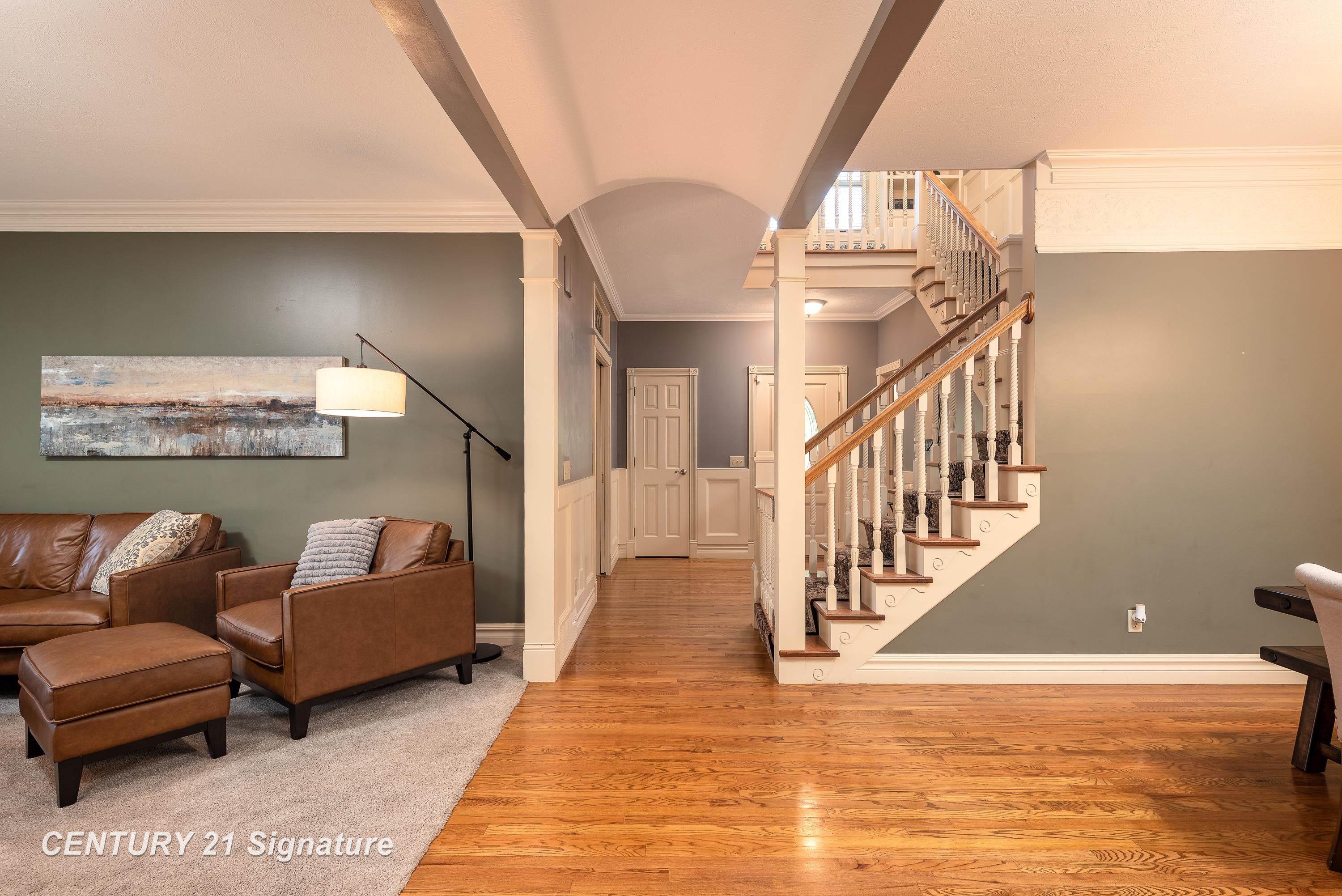 Midland, Michigan, 48642, United States, 5 Bedrooms Bedrooms, ,6 BathroomsBathrooms,Residential,For Sale,1977241