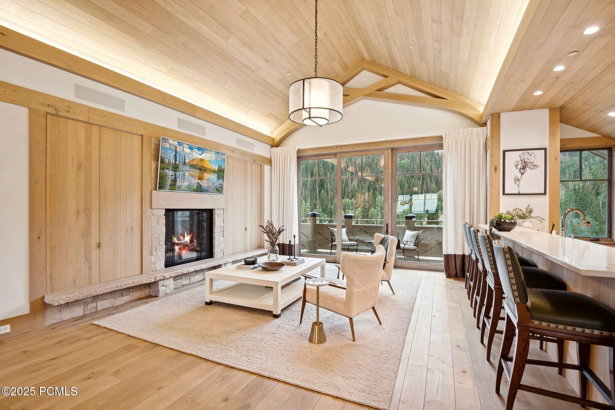 Park City, Utah, 84060, United States, 4 Bedrooms Bedrooms, ,5 BathroomsBathrooms,Residential,For Sale,1934666