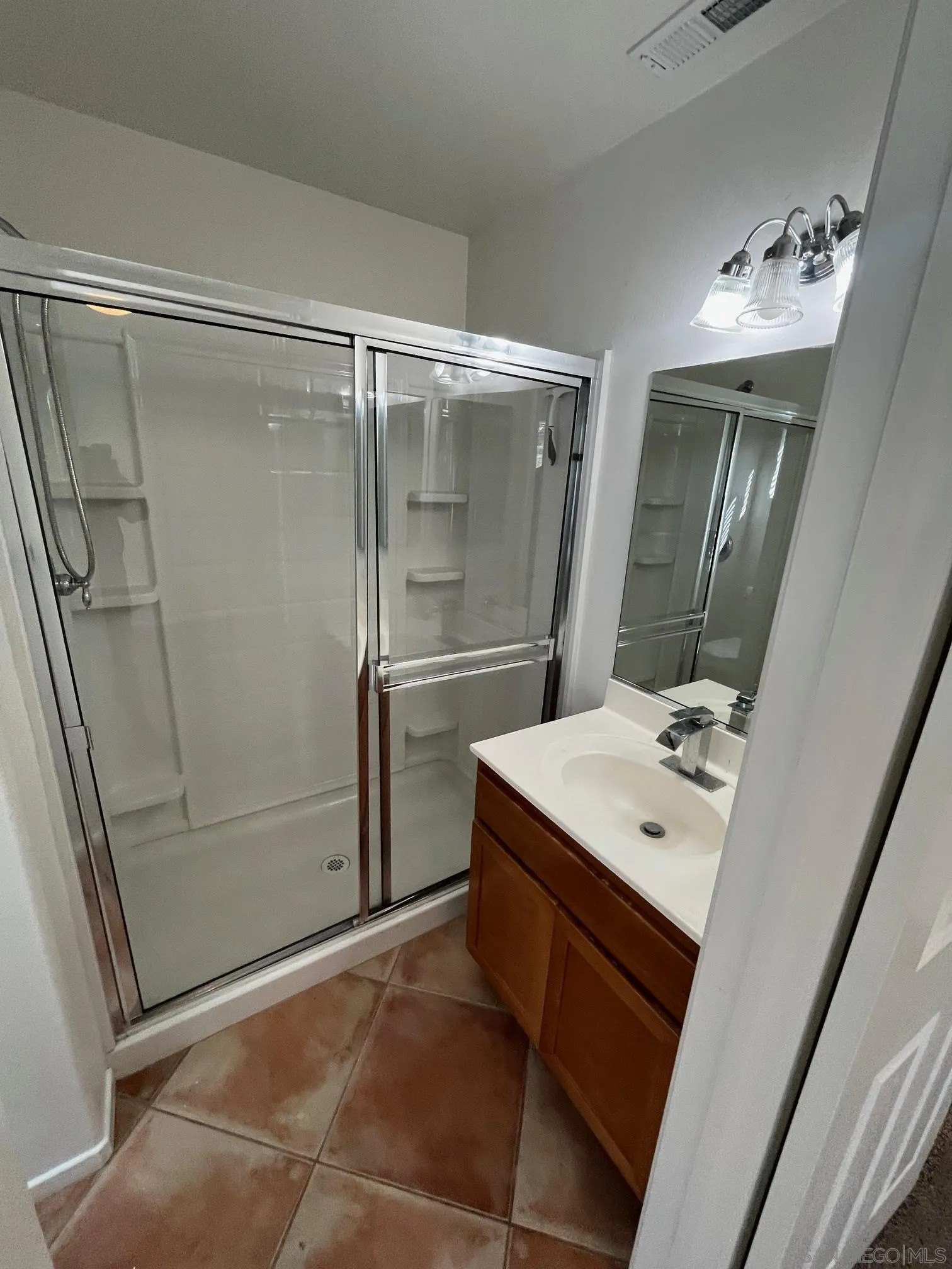 Chula Vista, California, 91915, United States, 2 Bedrooms Bedrooms, ,3 BathroomsBathrooms,Residential,For Sale,1951007