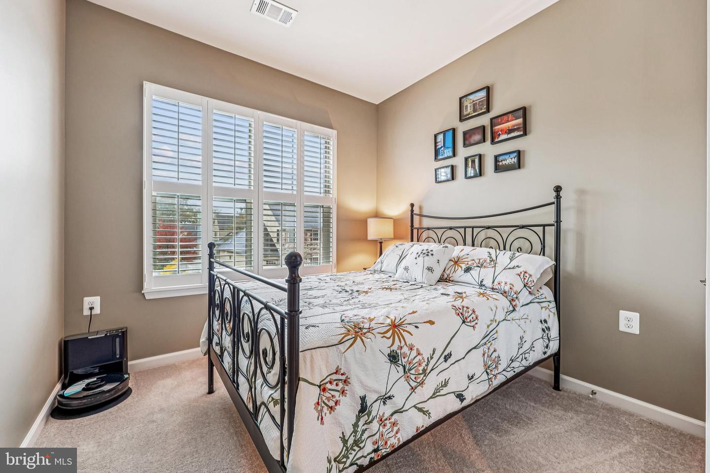 Frederick, Maryland, 21701, United States, 3 Bedrooms Bedrooms, ,4 BathroomsBathrooms,Residential,For Sale,1986533