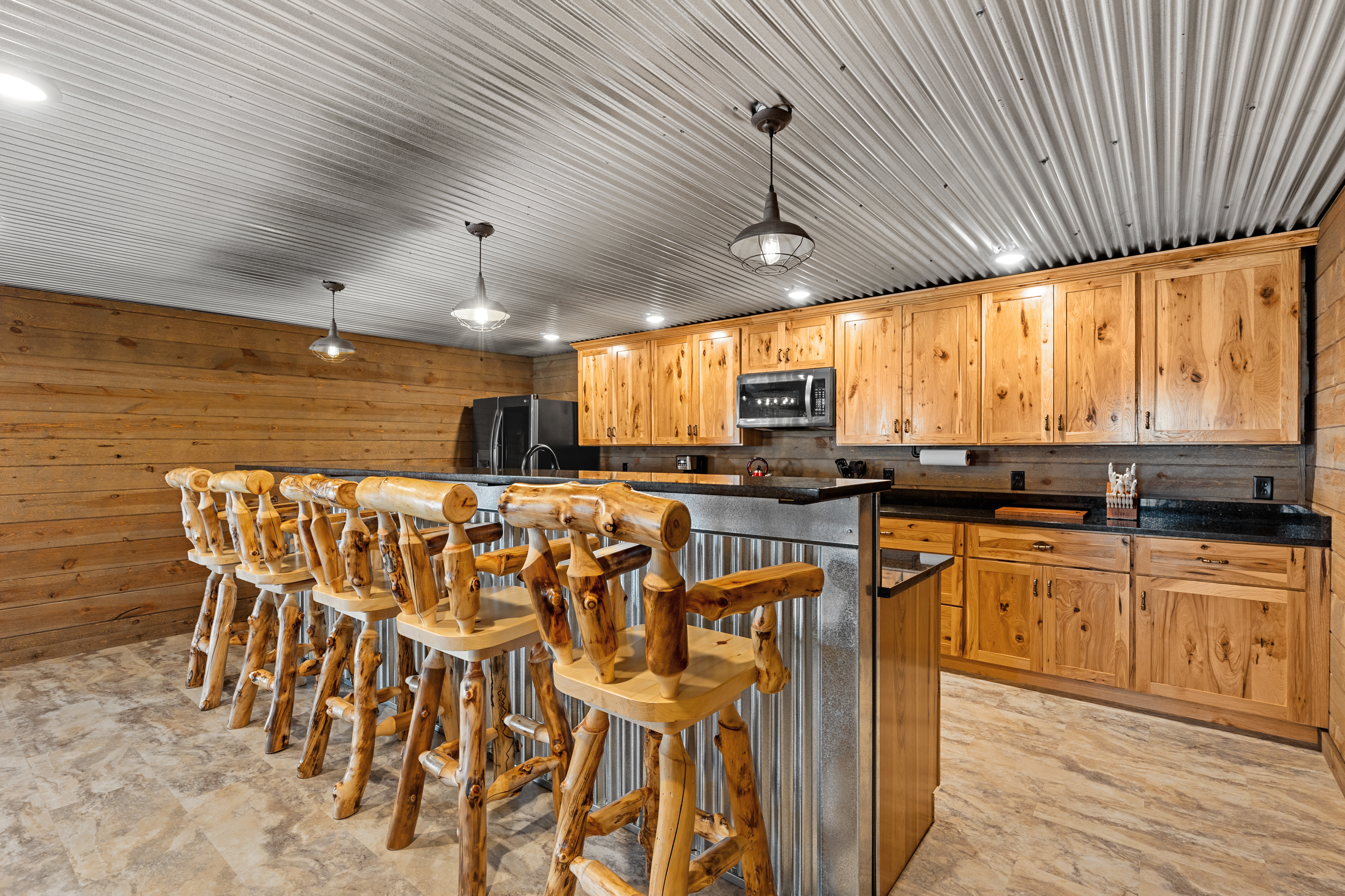 Hot Springs, South Dakota, 57747, United States, 6 Bedrooms Bedrooms, ,6 BathroomsBathrooms,Residential,For Sale,1978039