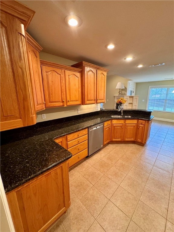 Farmington, Arkansas, 72730, United States, 4 Bedrooms Bedrooms, ,3 BathroomsBathrooms,Residential,For Sale,1998825