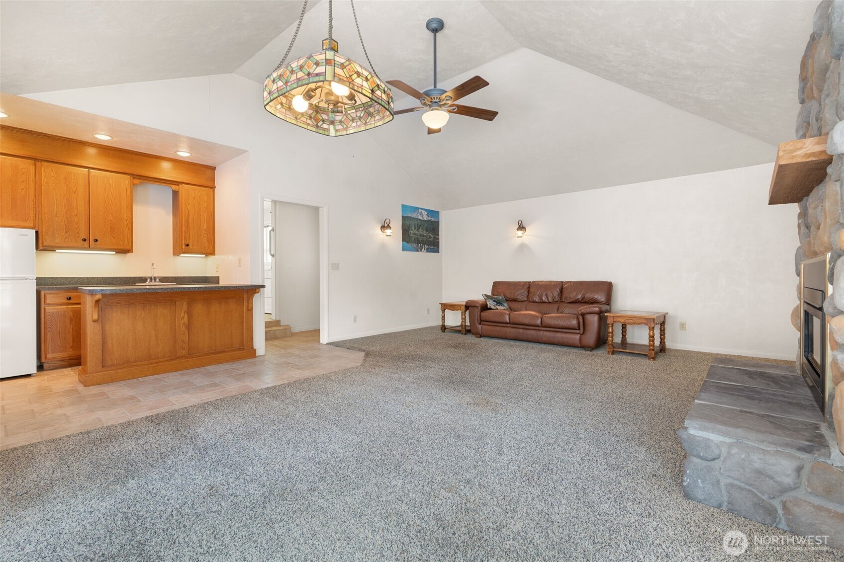 Chehalis, Washington, 98532, United States, 4 Bedrooms Bedrooms, ,3 BathroomsBathrooms,Residential,For Sale,2049062