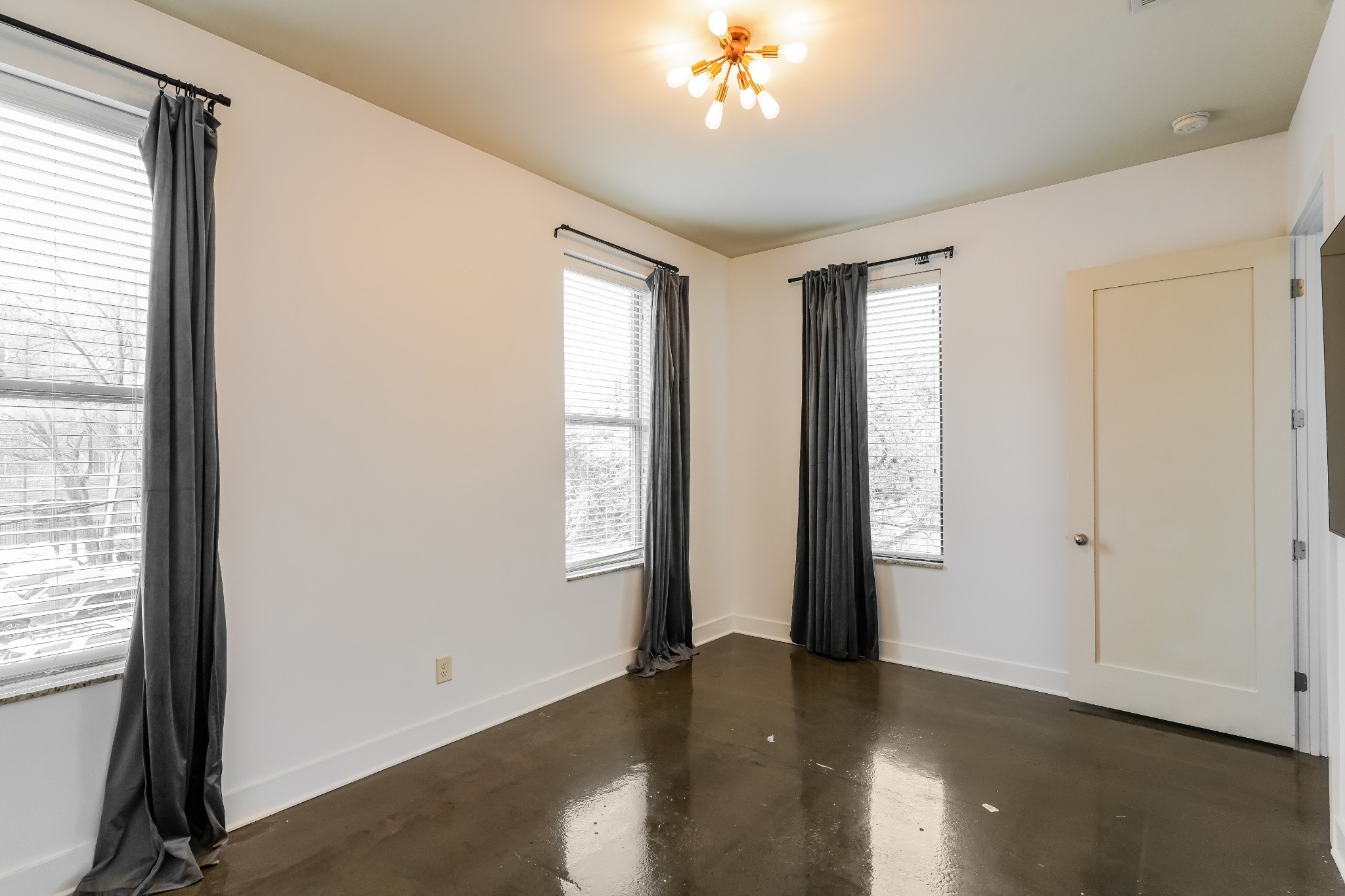  210 30th Ave N #201, Nashville, TN, 37203 - 物件實景