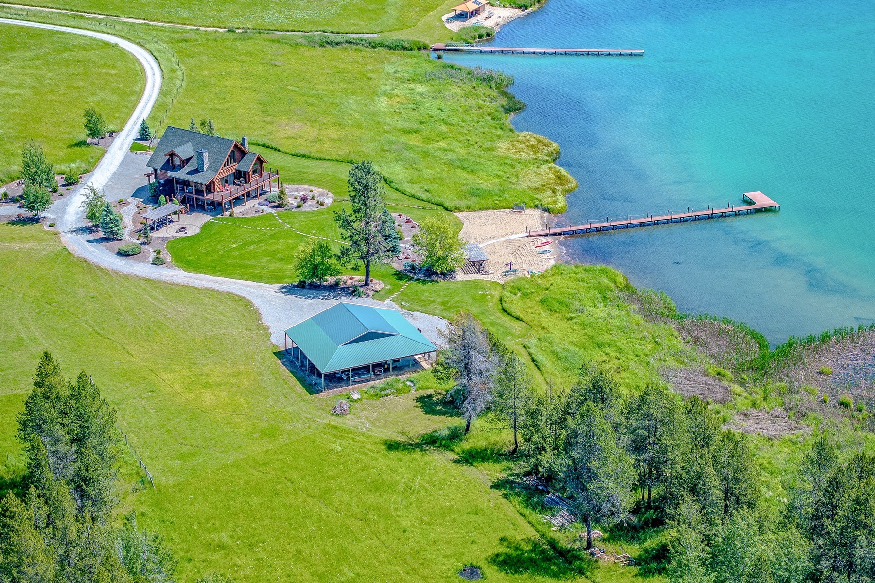  Camp Peine Waterfront Estate - 物件實景