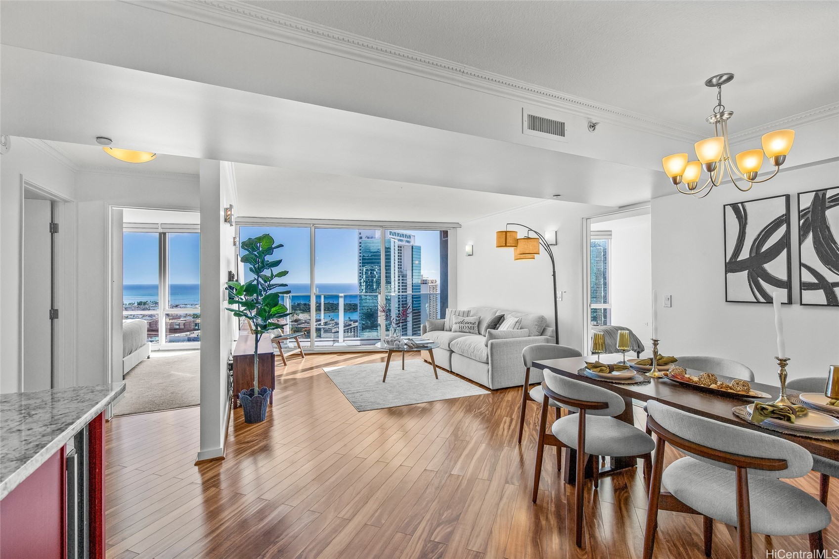 Honolulu, Hawaii, 96814, United States, 2 Bedrooms Bedrooms, ,2 BathroomsBathrooms,Residential,For Sale,2003037