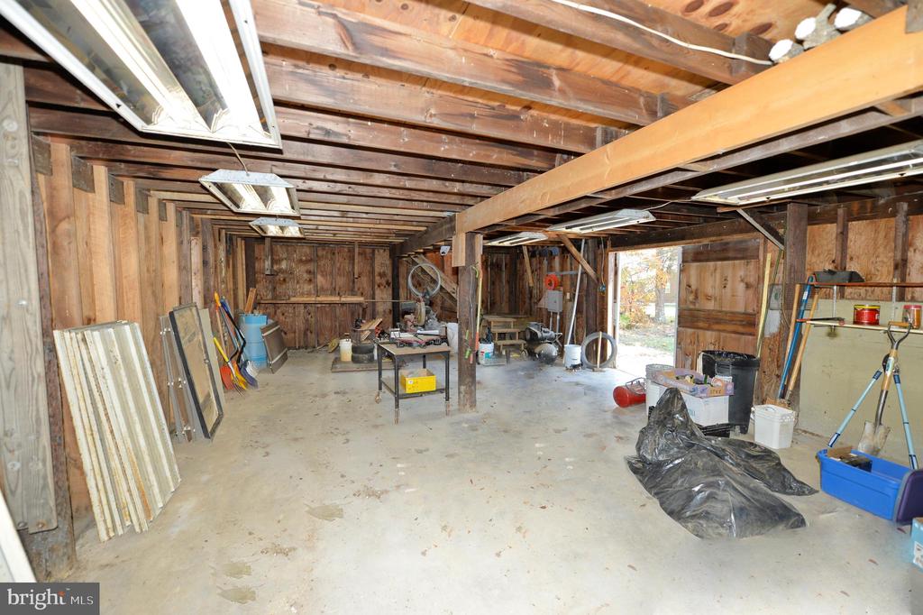 Bloomery, West Virginia, 26817, United States, 3 Bedrooms Bedrooms, ,2 BathroomsBathrooms,Residential,For Sale,1980909