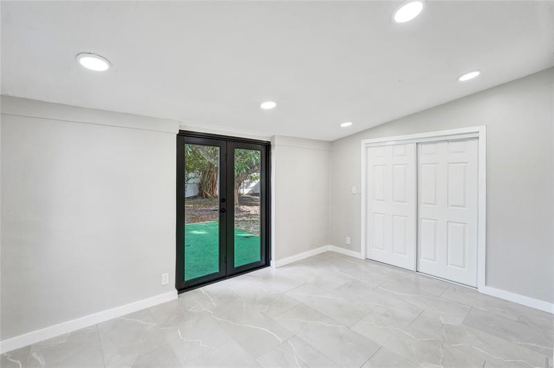 Wilton Manors, Florida, 33305, United States, 3 Bedrooms Bedrooms, ,2 BathroomsBathrooms,Residential,For Sale,1989251