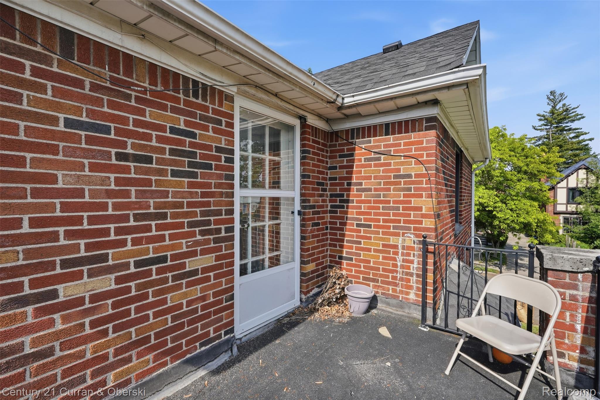 Detroit, Michigan, 48221, United States, 4 Bedrooms Bedrooms, ,3 BathroomsBathrooms,Residential,For Sale,2048542