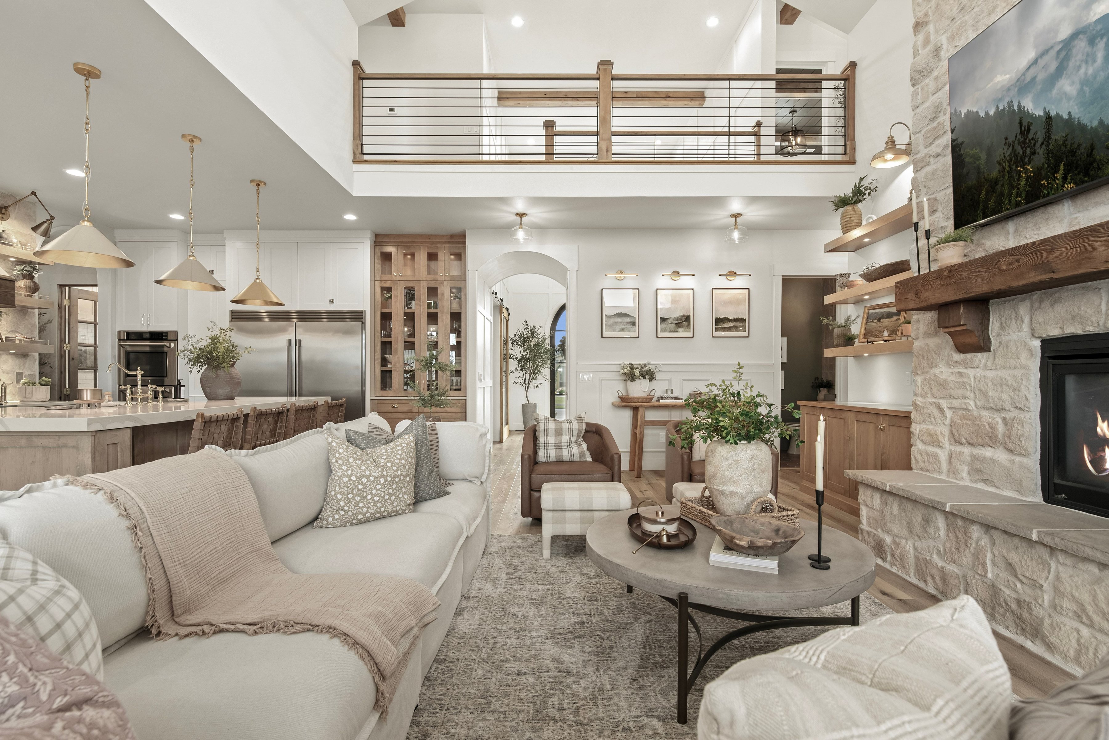  Multi-Generational Luxury with Mountain Views - 物件實景