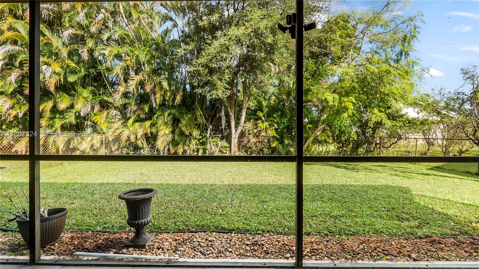 Coral Springs, Florida, 33065, United States, 3 Bedrooms Bedrooms, ,2 BathroomsBathrooms,Residential,For Sale,1993306