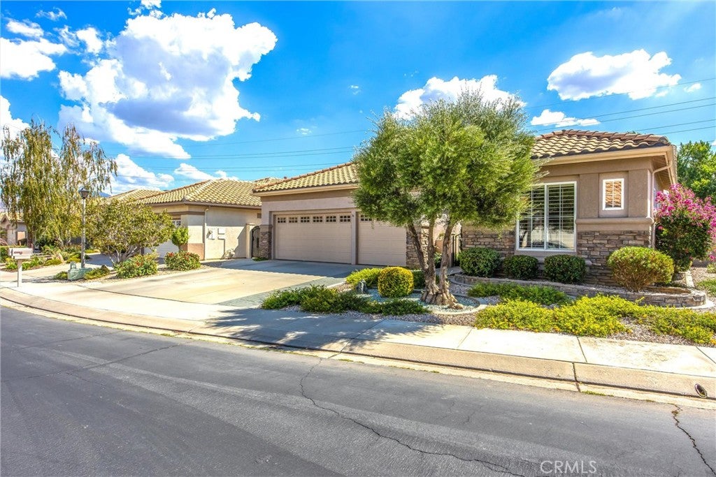 Banning, California, 92220, United States, 2 Bedrooms Bedrooms, ,3 BathroomsBathrooms,Residential,For Sale,1975532