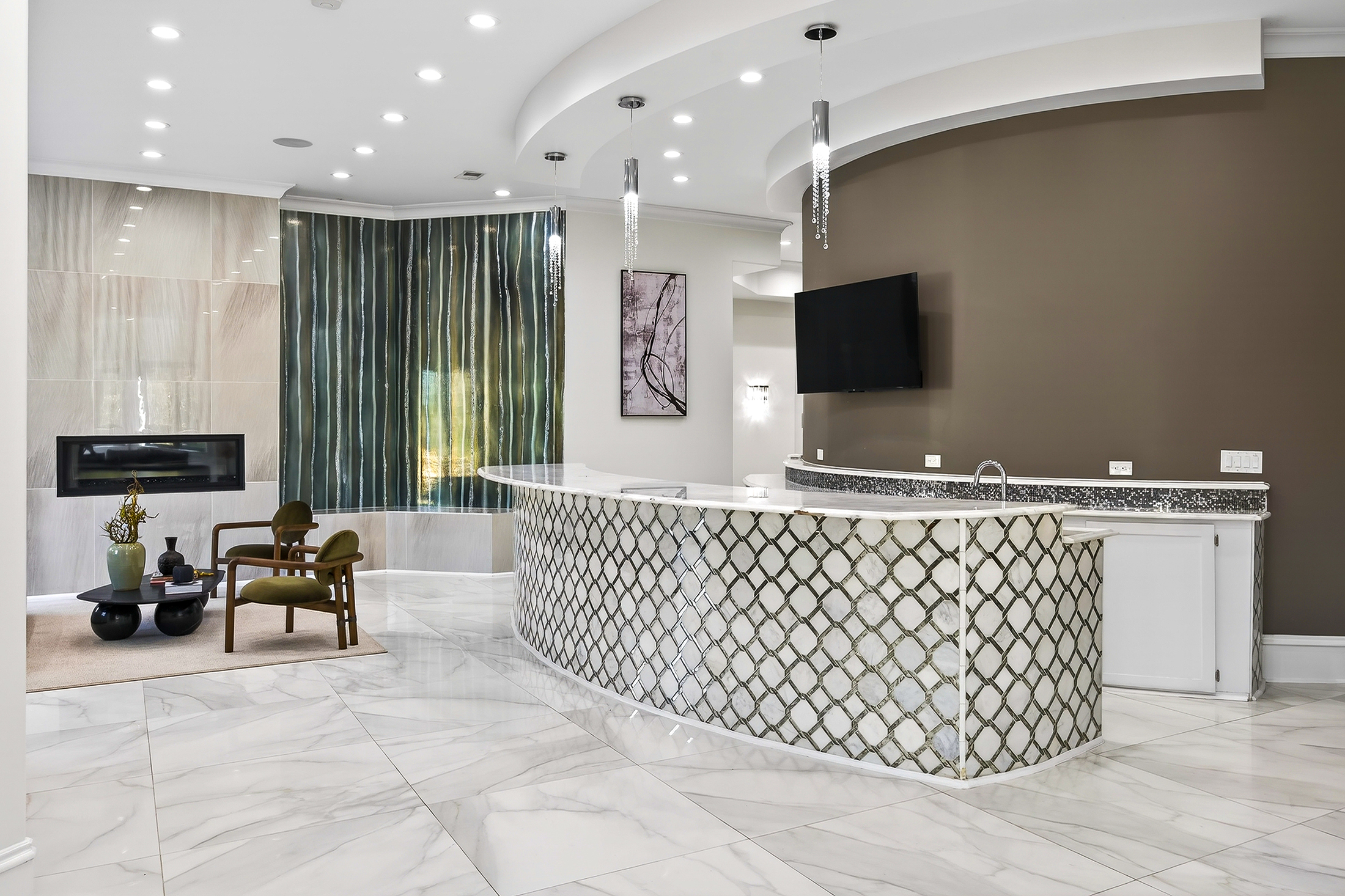  Exceptional Gated Estate with Resort-caliber Grounds - 物件實景