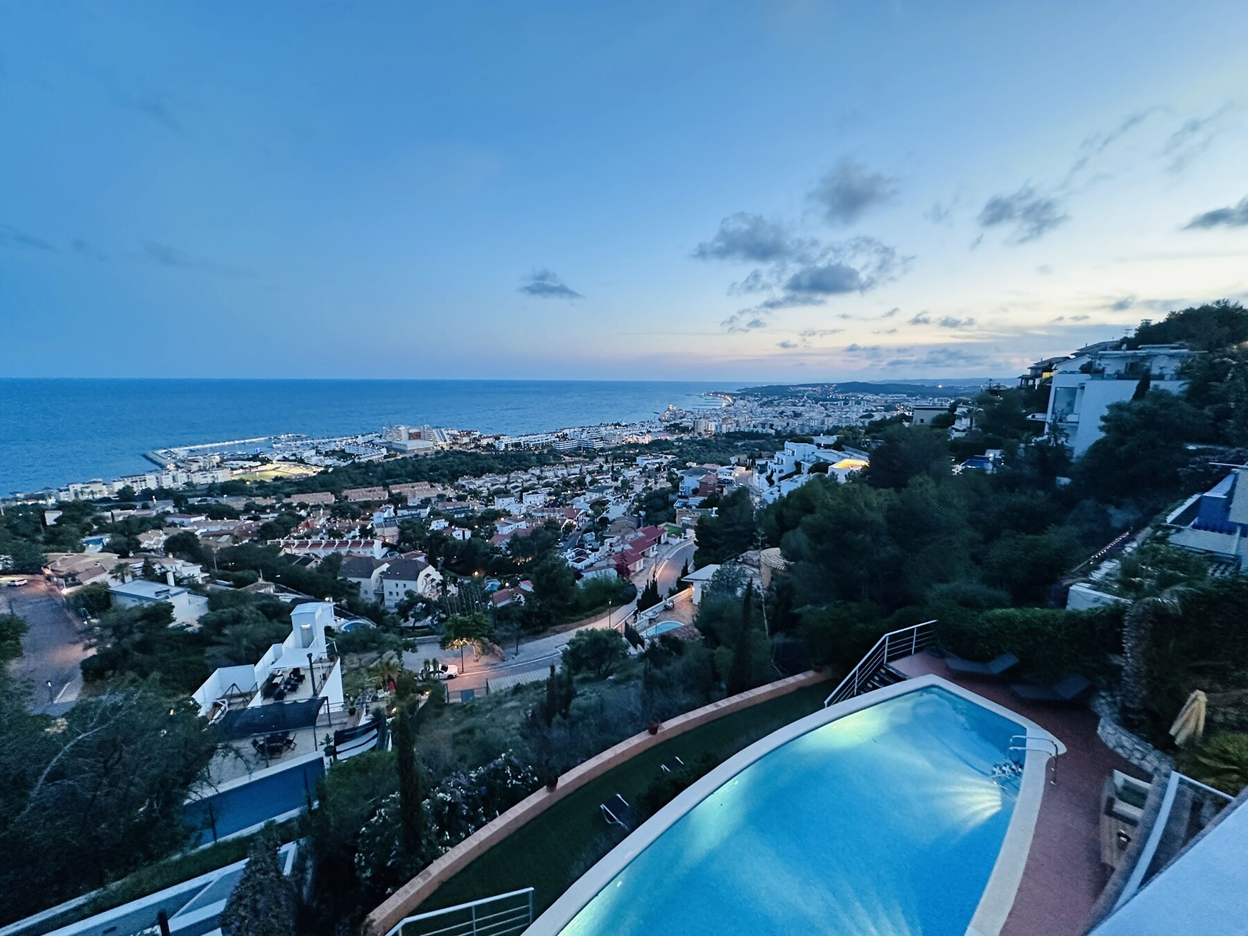  Large south facing villa with breathtaking sea views in Levantina - 物件實景
