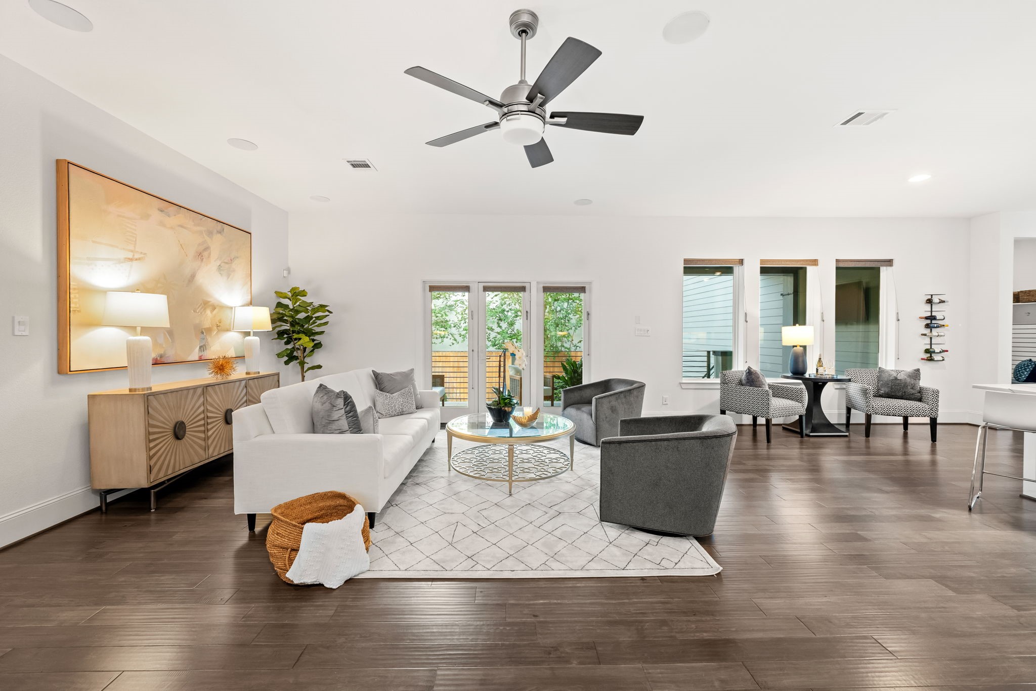  4534 Mimosa Drive - 物件實景