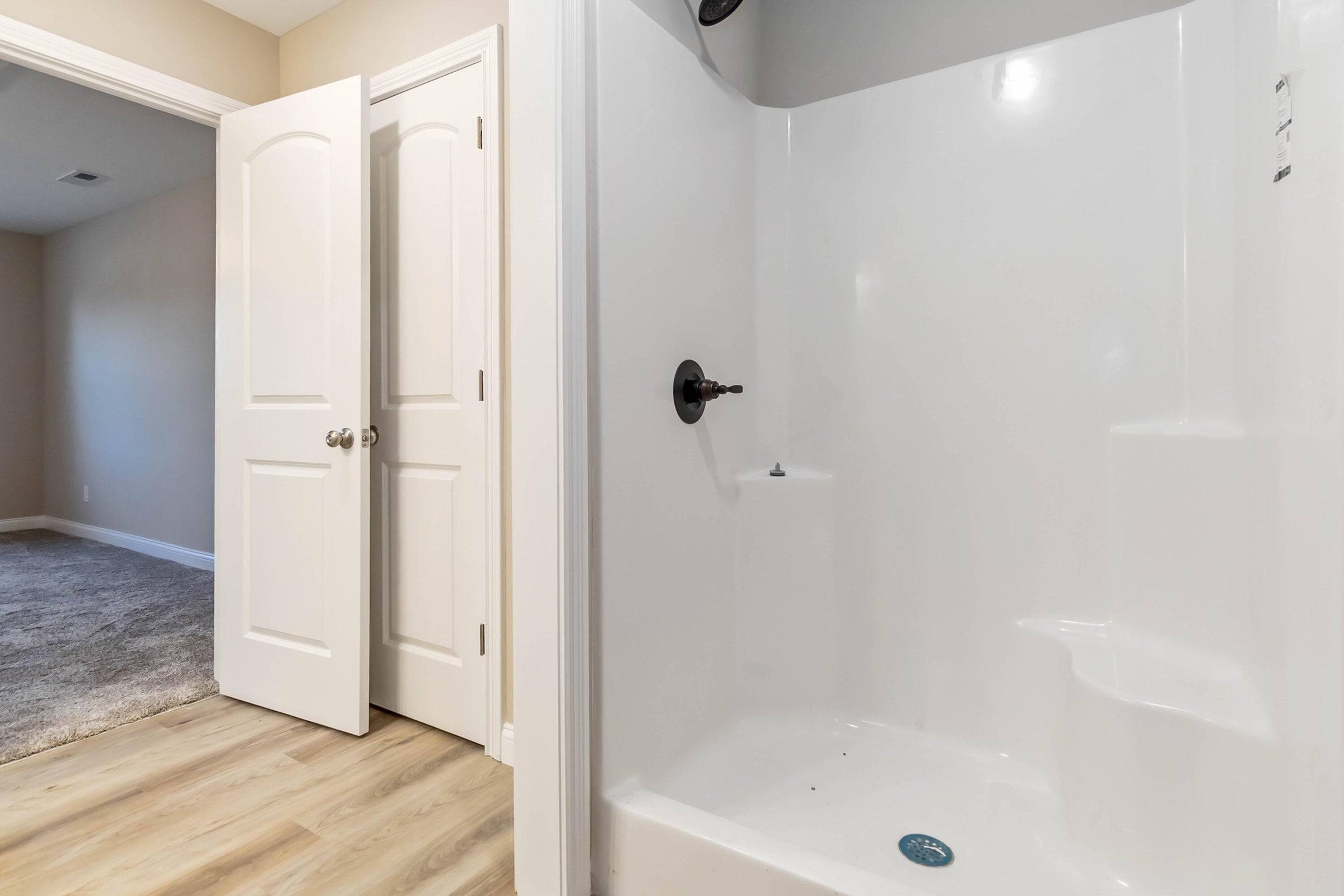Richmond, Kentucky, 40475, United States, 4 Bedrooms Bedrooms, ,4 BathroomsBathrooms,Residential,For Sale,1943491