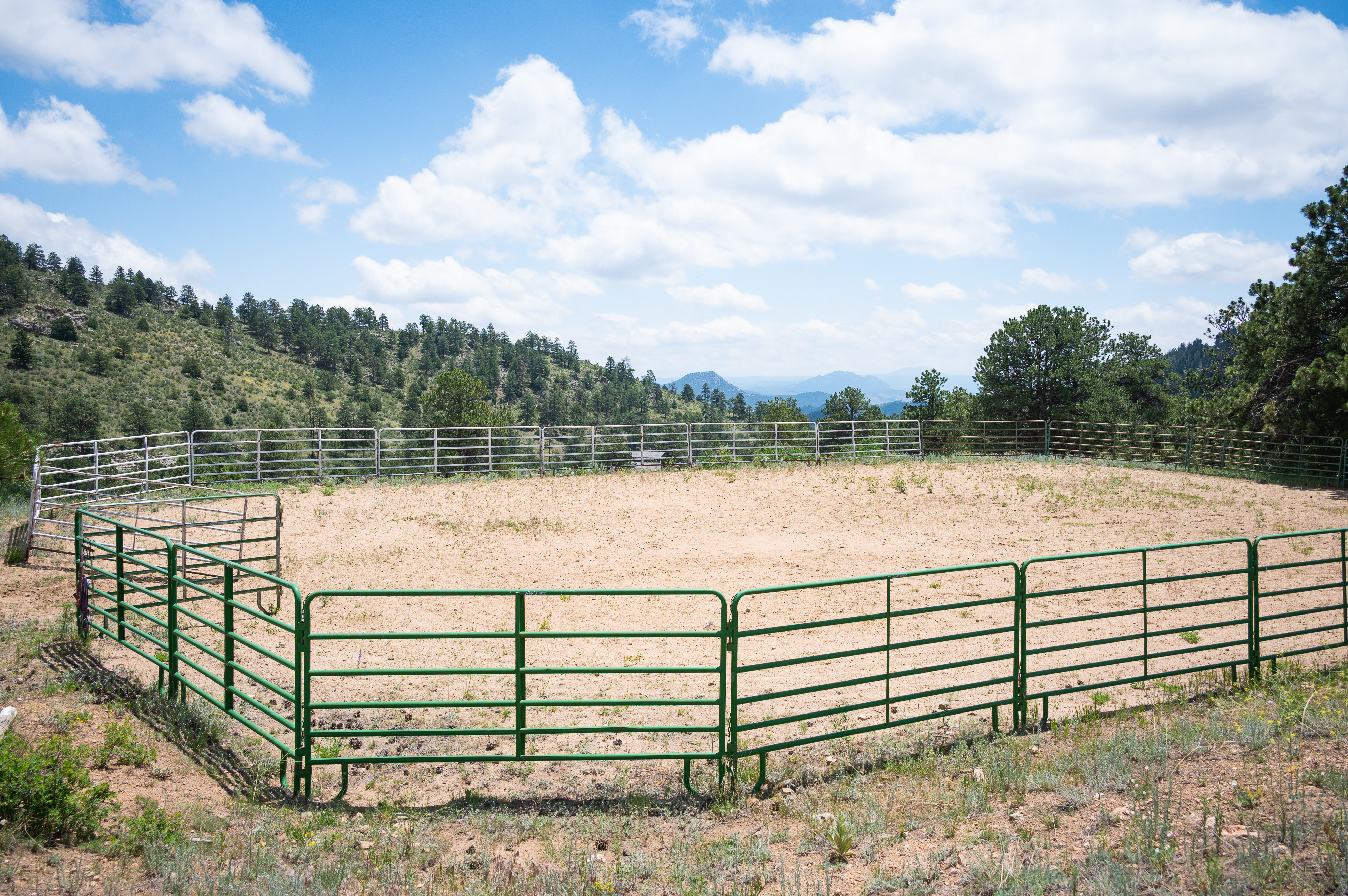  Rare Turn Key Ready Horse Property with Water Rights - 物件實景