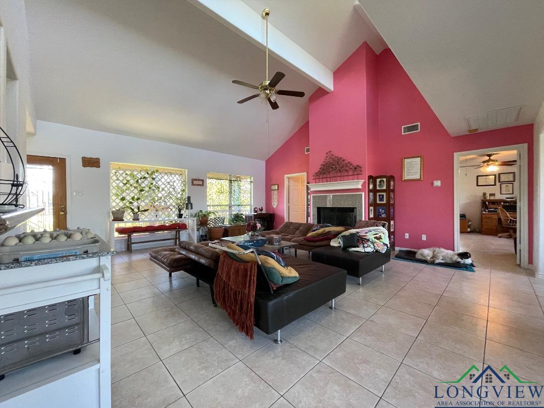 Out Of Area, Texas, 77578, United States, 3 Bedrooms Bedrooms, ,2 BathroomsBathrooms,Residential,For Sale,1910991