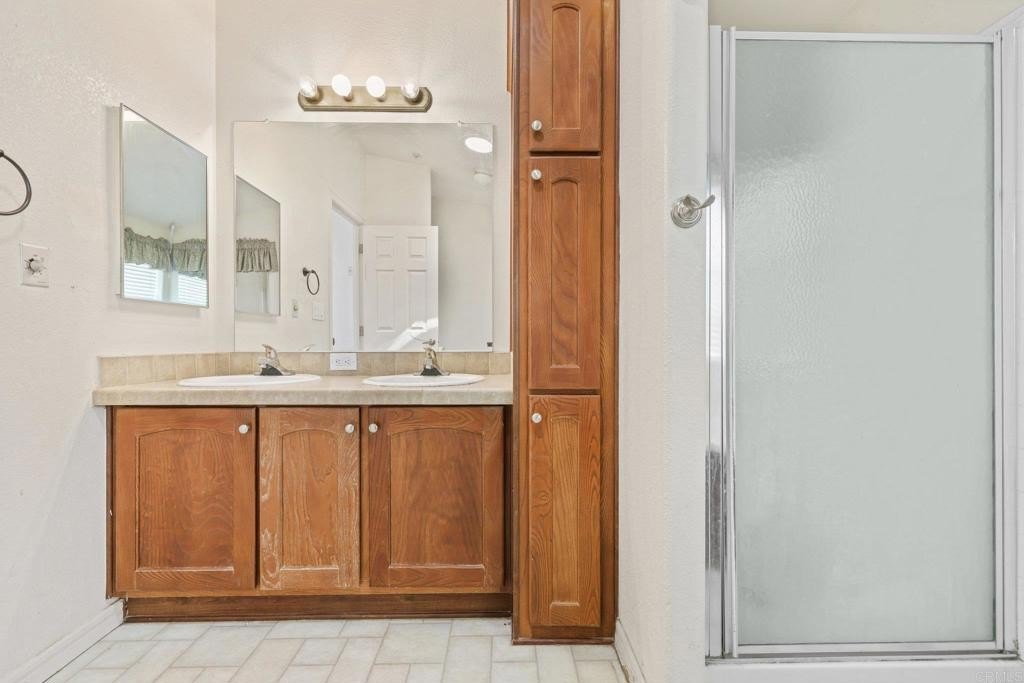 Boulevard, California, 91905, United States, 5 Bedrooms Bedrooms, ,4 BathroomsBathrooms,Residential,For Sale,1997024