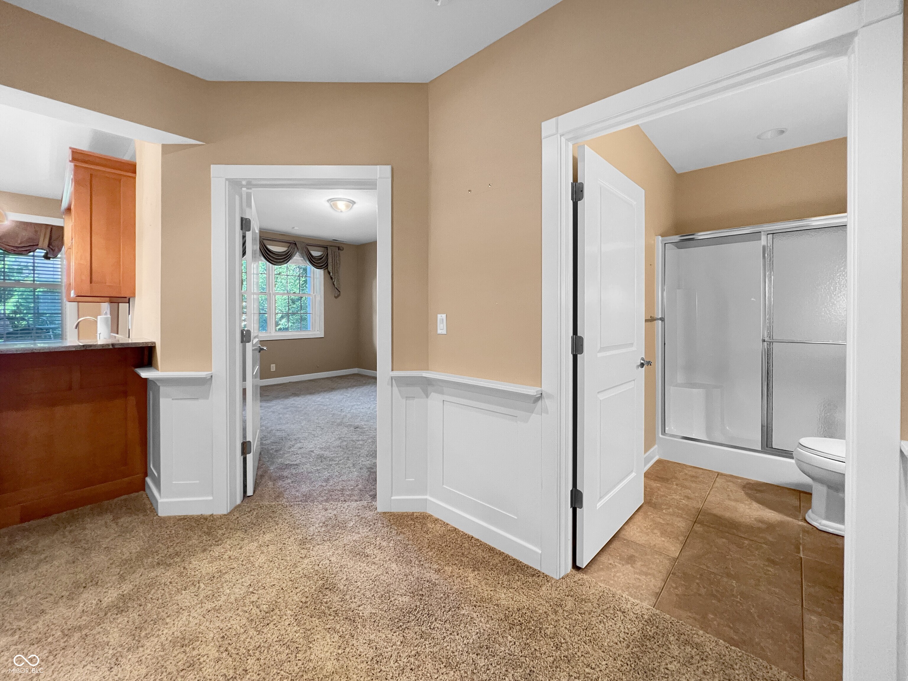 Columbus, Indiana, 47201, United States, 3 Bedrooms Bedrooms, ,3 BathroomsBathrooms,Residential,For Sale,1977125