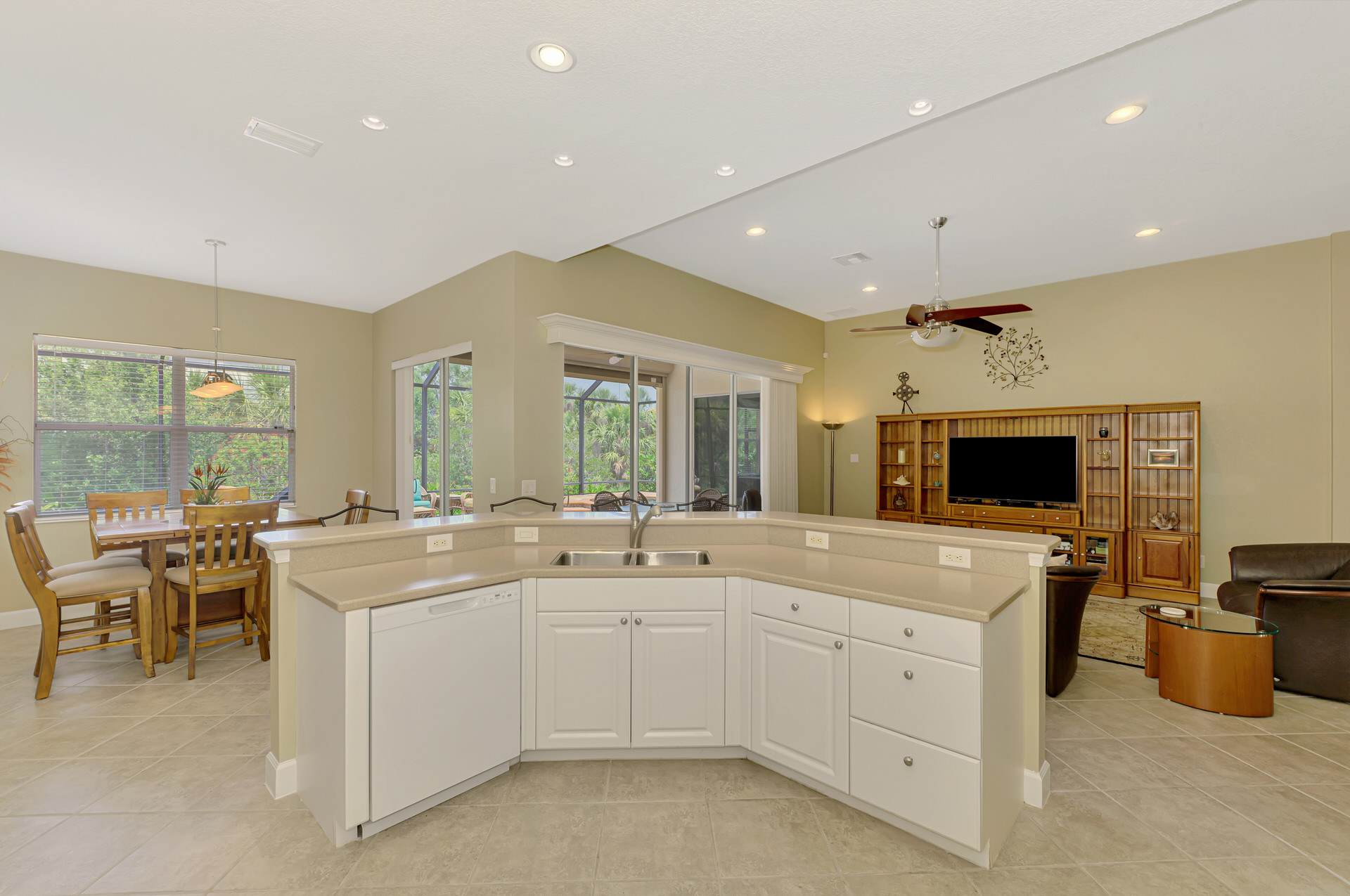 Port Charlotte, Florida, 33953, United States, 3 Bedrooms Bedrooms, ,2 BathroomsBathrooms,Residential,For Sale,1920544