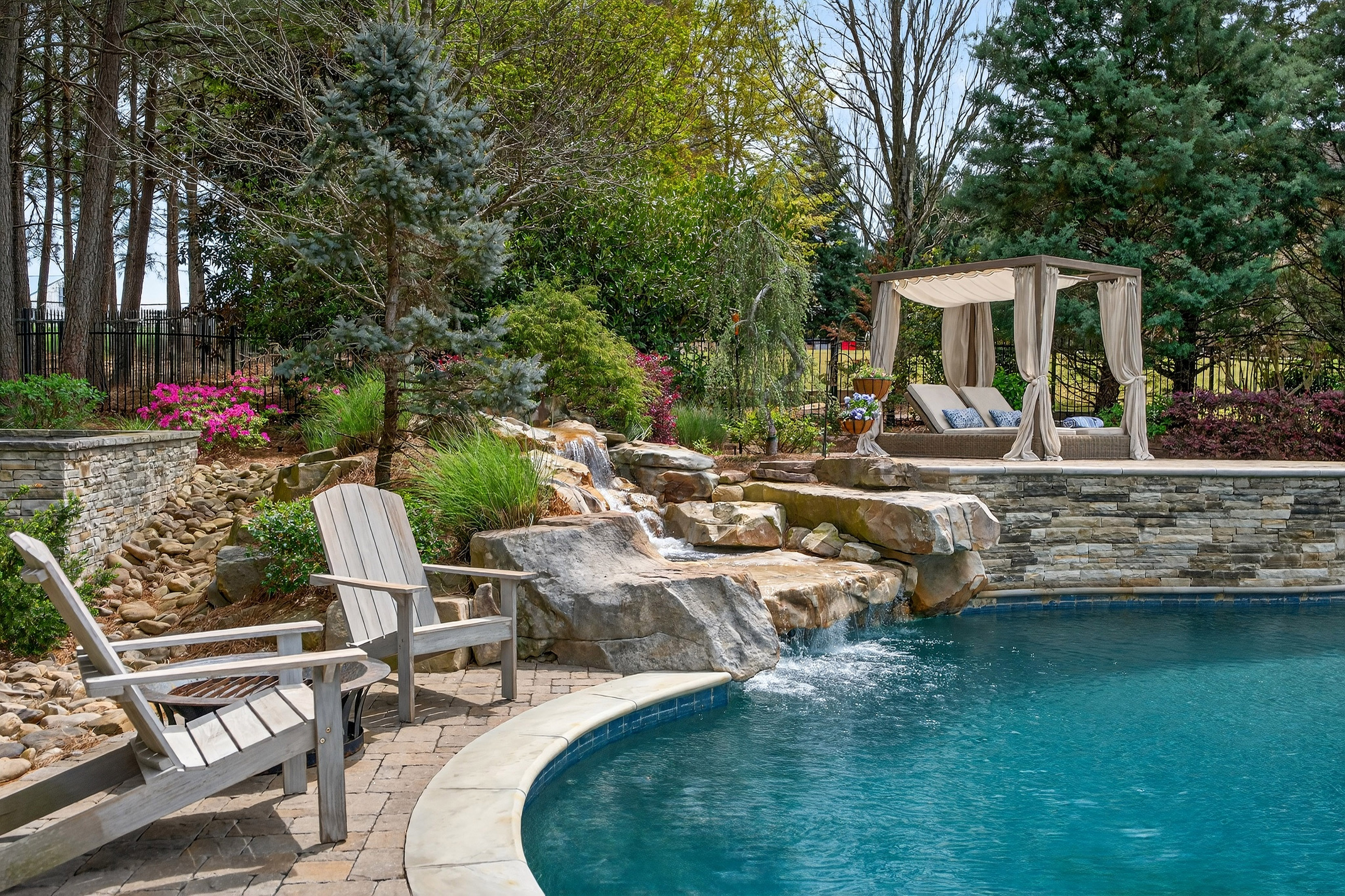  Experience Luxury in One of Georgia’s Most Prestigious Gated Golf Communities - 物件實景