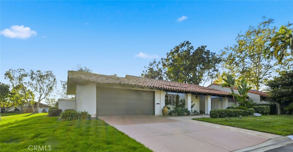 Newport Beach, California, 92660, United States, 2 Bedrooms Bedrooms, ,2 BathroomsBathrooms,Residential,For Sale,1988244