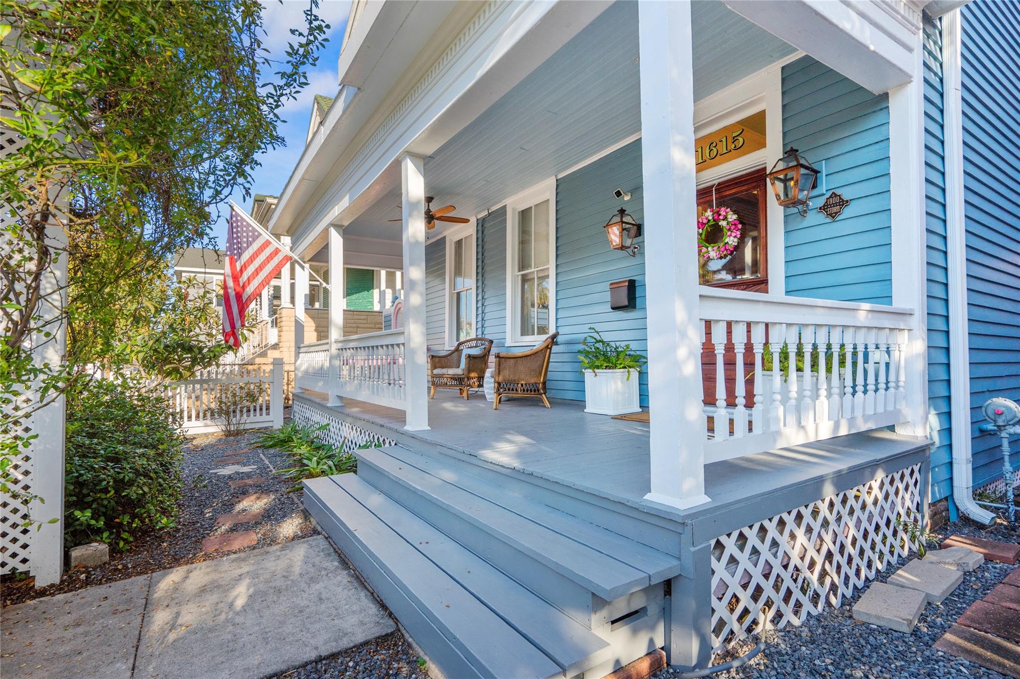 Galveston, Texas, 77550, United States, 4 Bedrooms Bedrooms, ,4 BathroomsBathrooms,Residential,For Sale,1934490