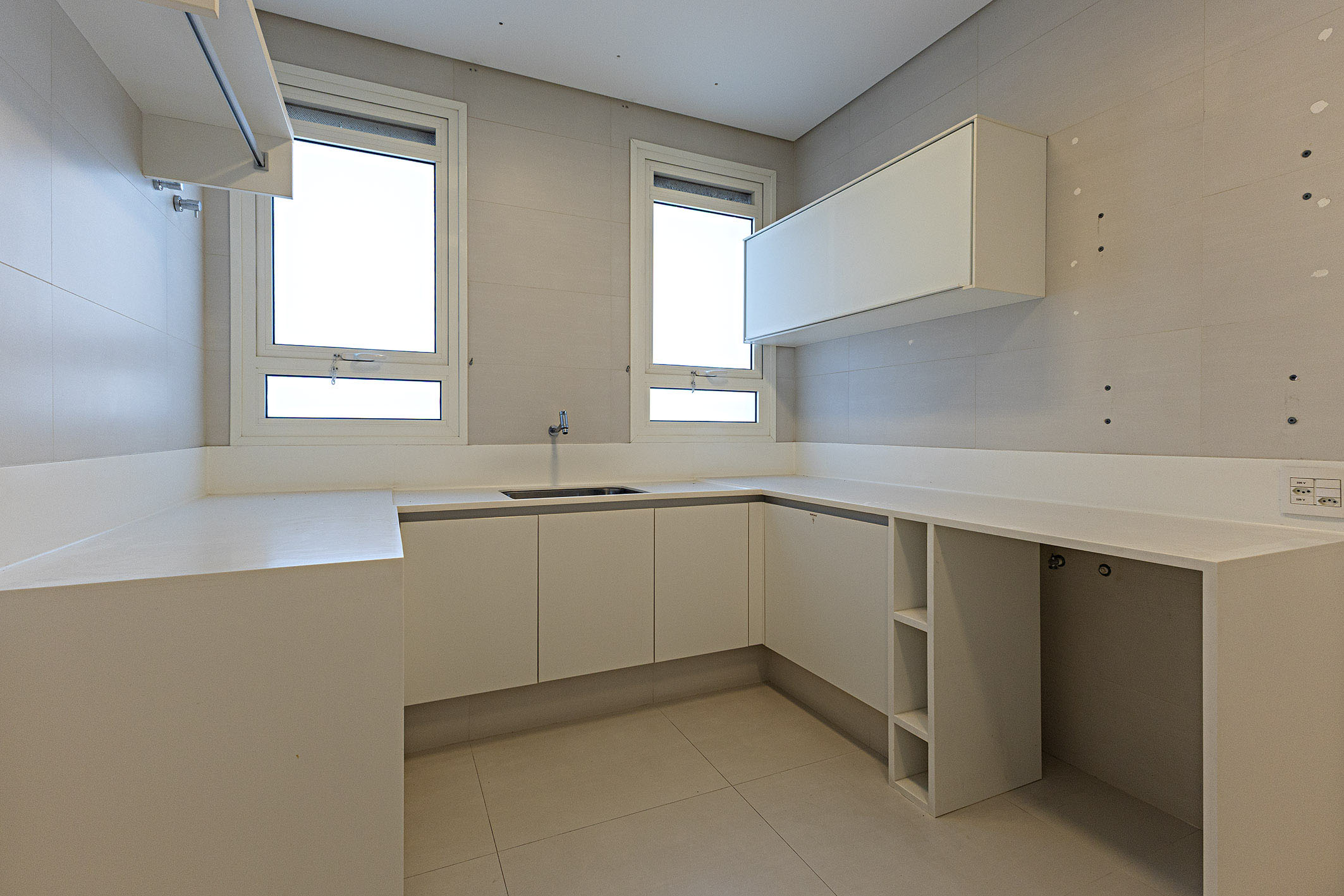  High-floor residence with four suites at Seridó condominium - 物件實景