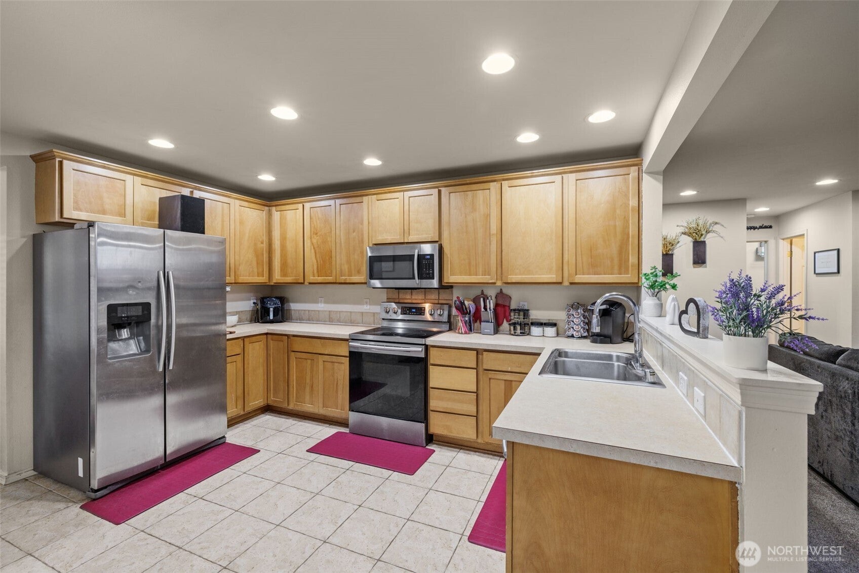 Burlington, Washington, 98233, United States, 4 Bedrooms Bedrooms, ,3 BathroomsBathrooms,Residential,For Sale,1987106