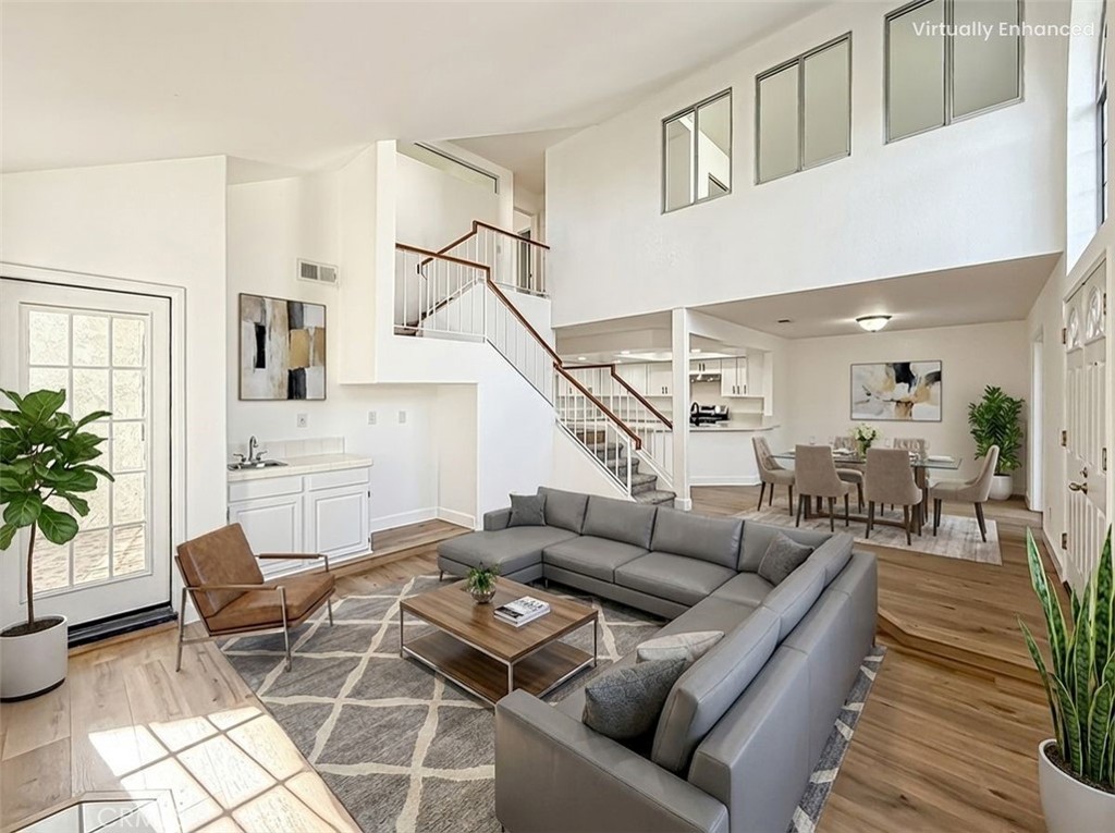 Camarillo, California, 93010, United States, 3 Bedrooms Bedrooms, ,3 BathroomsBathrooms,Residential,For Sale,2001647