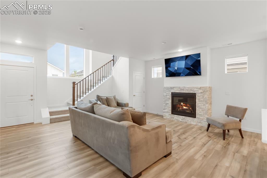 Colorado Springs, Colorado, 80924, United States, 3 Bedrooms Bedrooms, ,3 BathroomsBathrooms,Residential,For Sale,1911432