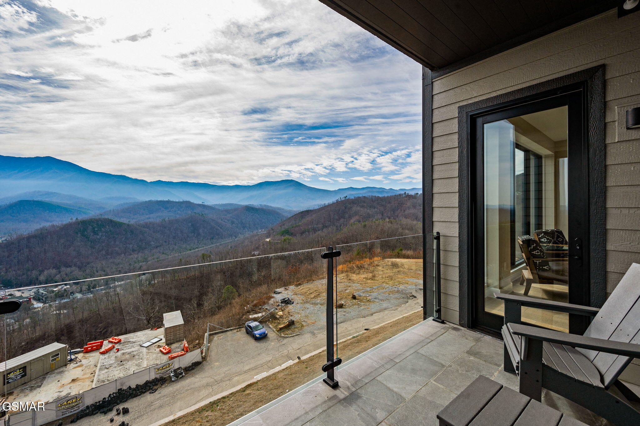 Gatlinburg, Tennessee, 37738, United States, 3 Bedrooms Bedrooms, ,4 BathroomsBathrooms,Residential,For Sale,1977552