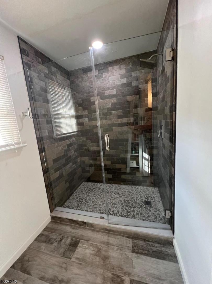 Pompton Lakes Boro, New Jersey, 07442, United States, 3 Bedrooms Bedrooms, ,3 BathroomsBathrooms,Residential,For Sale,1925292