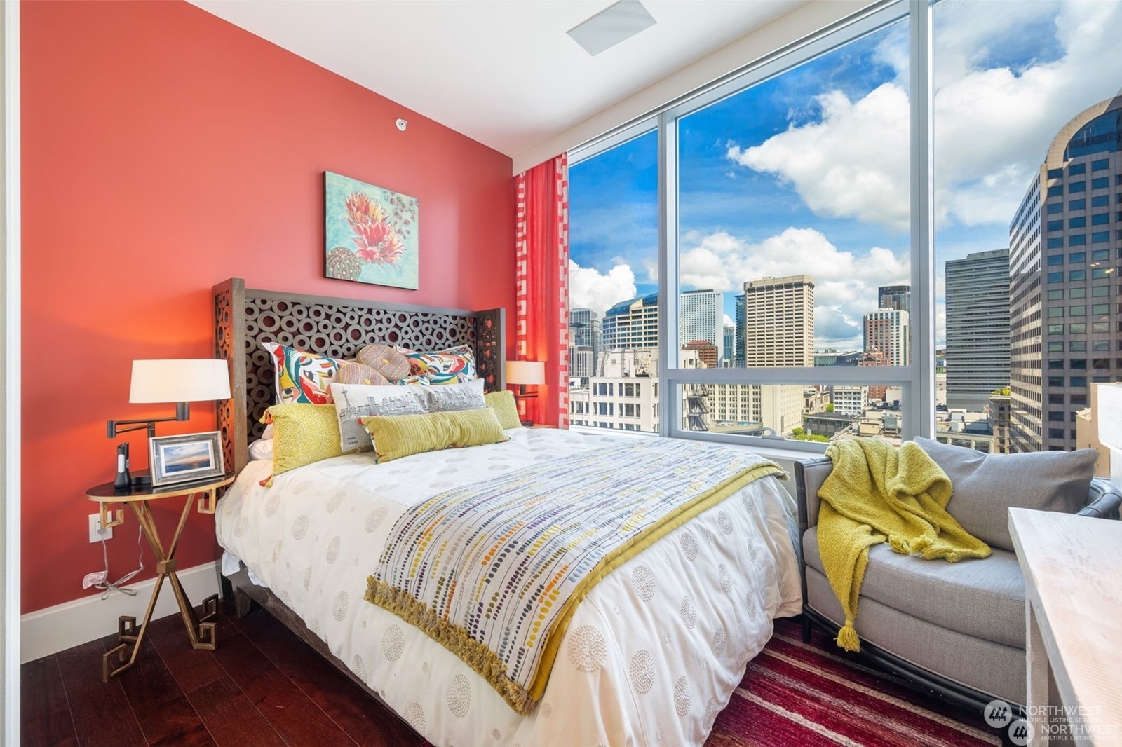 Seattle, Washington, 98101, United States, 2 Bedrooms Bedrooms, ,2 BathroomsBathrooms,Residential,For Sale,1699073