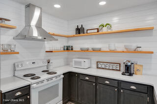 Coeur d'Alene, Idaho, 83814, United States, 4 Bedrooms Bedrooms, ,3 BathroomsBathrooms,Residential,For Sale,2000099