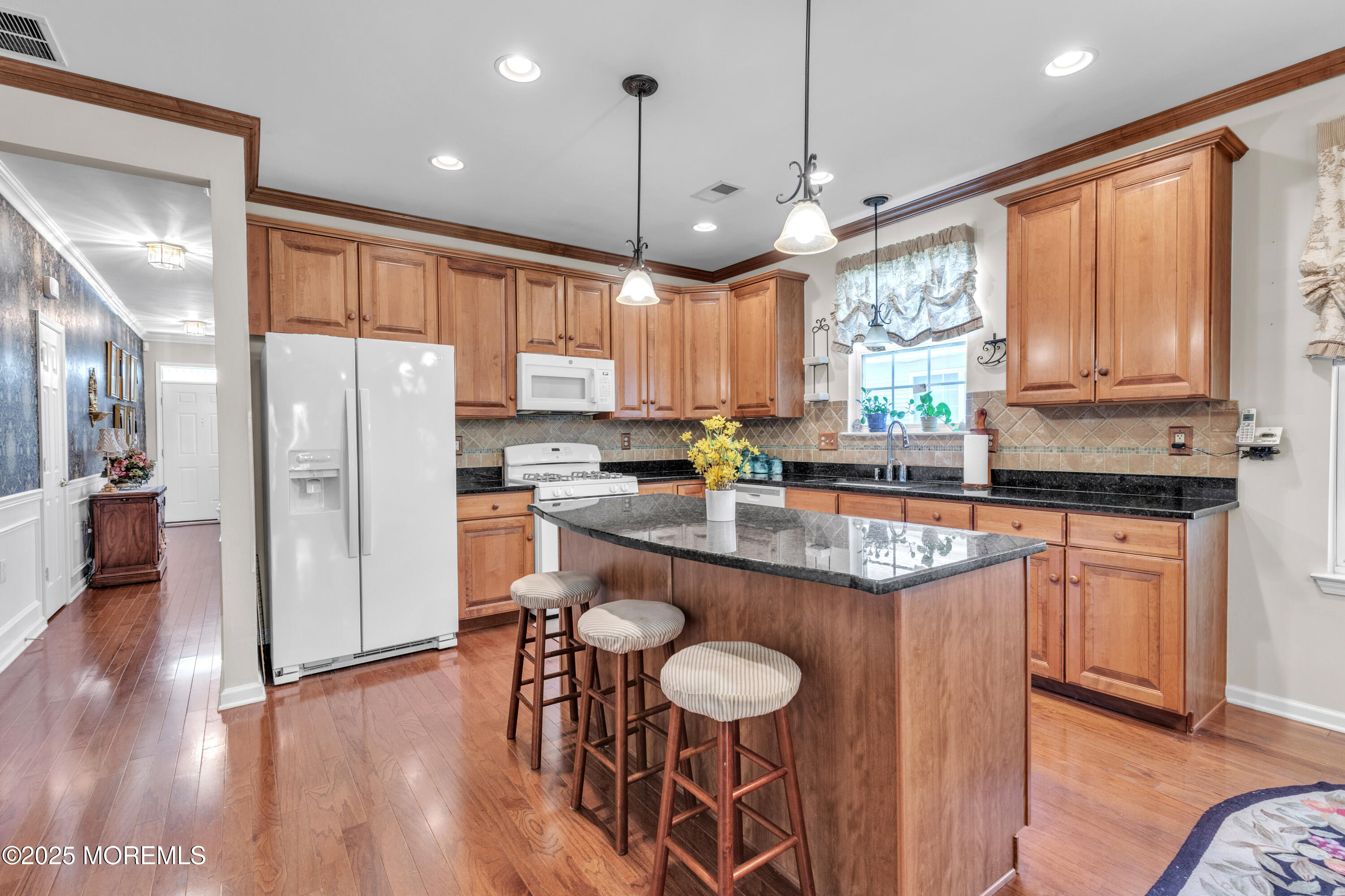 Jackson, New Jersey, 08527, United States, 3 Bedrooms Bedrooms, ,2 BathroomsBathrooms,Residential,For Sale,1913077