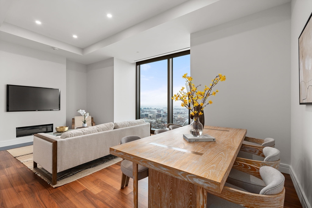 Boston, Massachusetts, 02115, United States, 5 Bedrooms Bedrooms, ,7 BathroomsBathrooms,Residential,For Sale,1688513