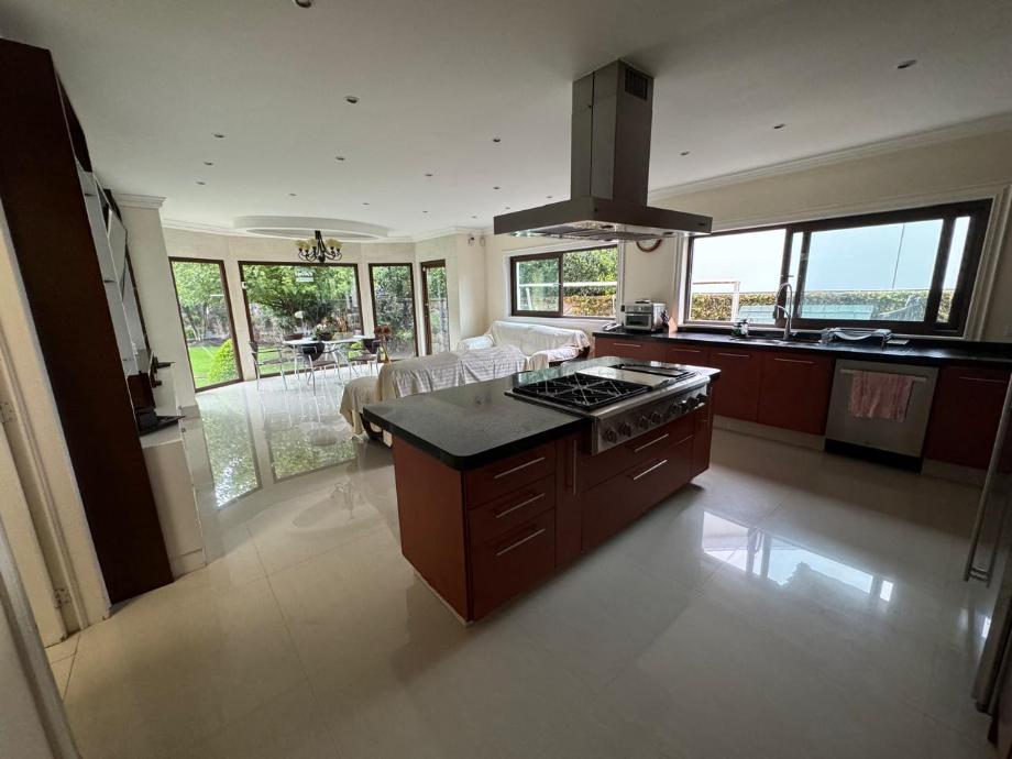 Lerma, Estado de méxico, 52005, Mexico, 5 Bedrooms Bedrooms, ,5 BathroomsBathrooms,Residential,For Sale,2003120