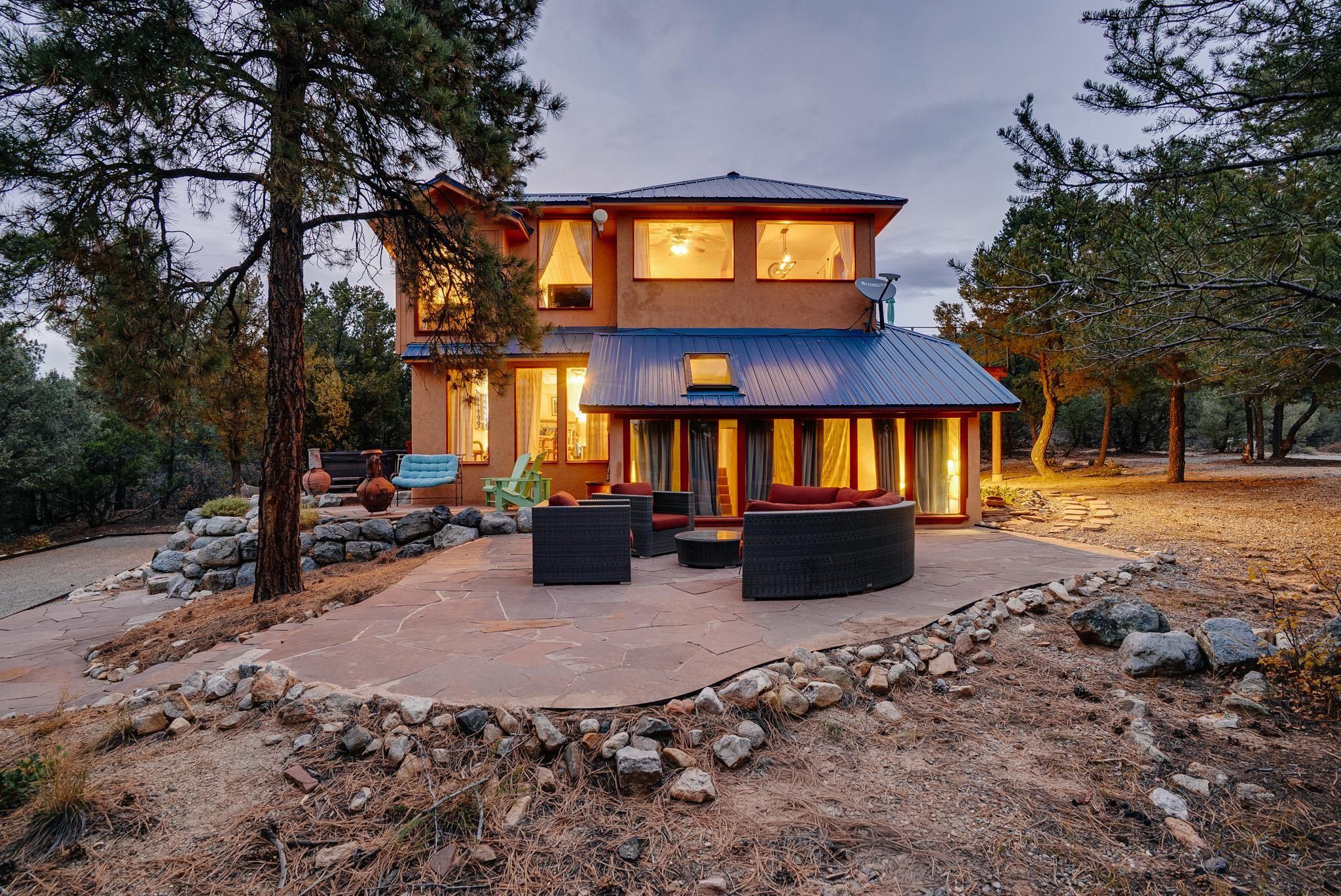 Valdez, New Mexico, 87580, United States, 3 Bedrooms Bedrooms, ,2 BathroomsBathrooms,Residential,For Sale,1972976