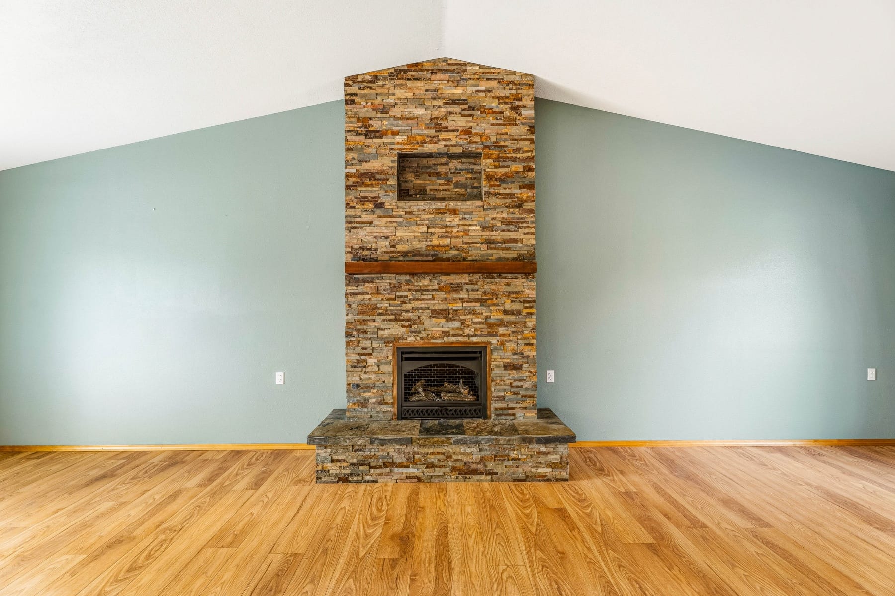  6678 SE Davis Loop Prineville, OR 97754 - 物件實景