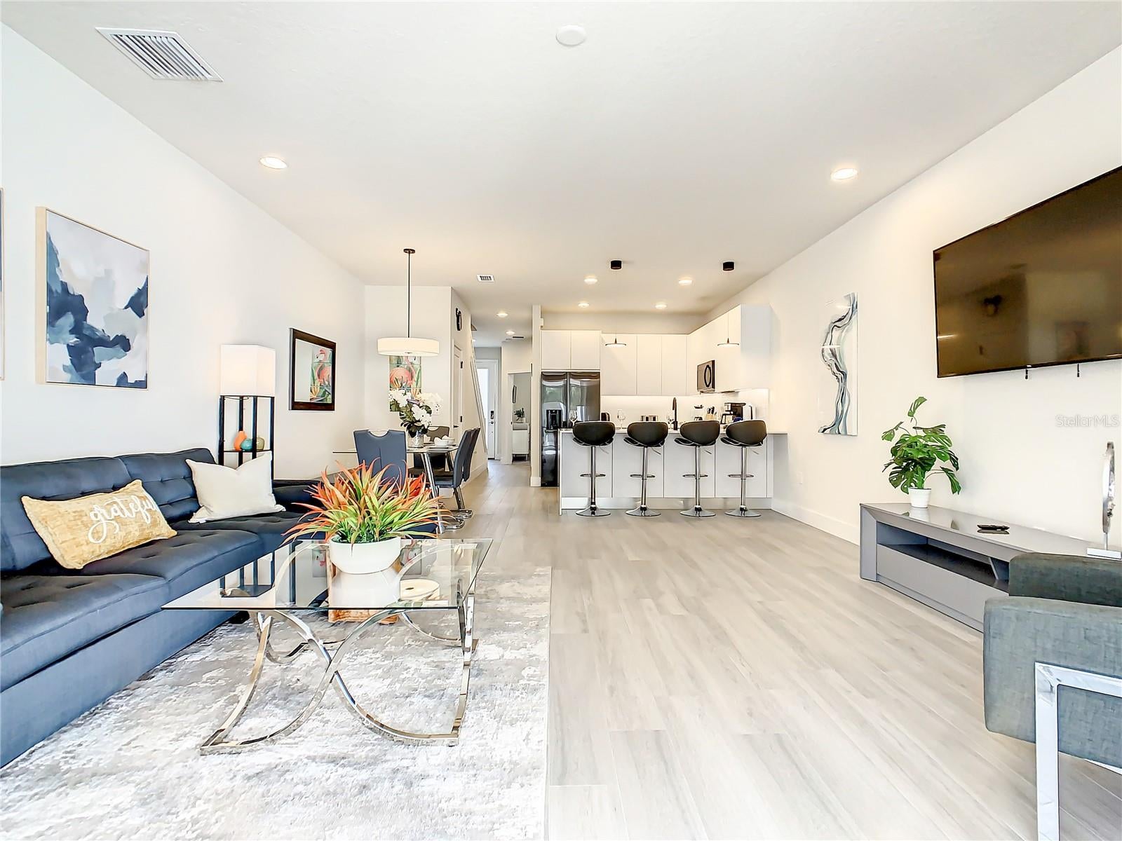 CLERMONT, Florida, 34714, United States, 3 Bedrooms Bedrooms, ,3 BathroomsBathrooms,Residential,For Sale,1981971