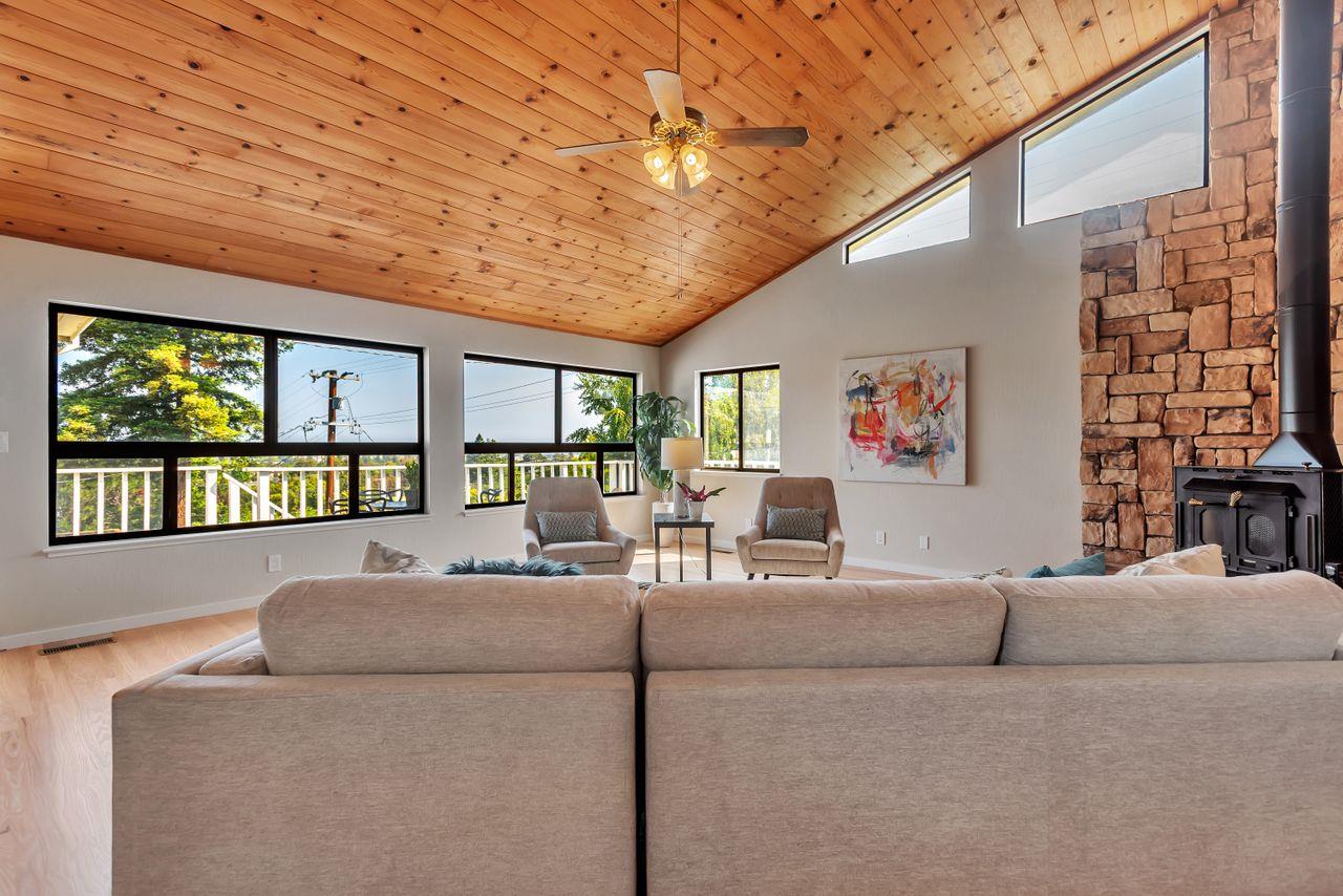 San Mateo, California, 94403, United States, 4 Bedrooms Bedrooms, ,3 BathroomsBathrooms,Residential,For Sale,1848740