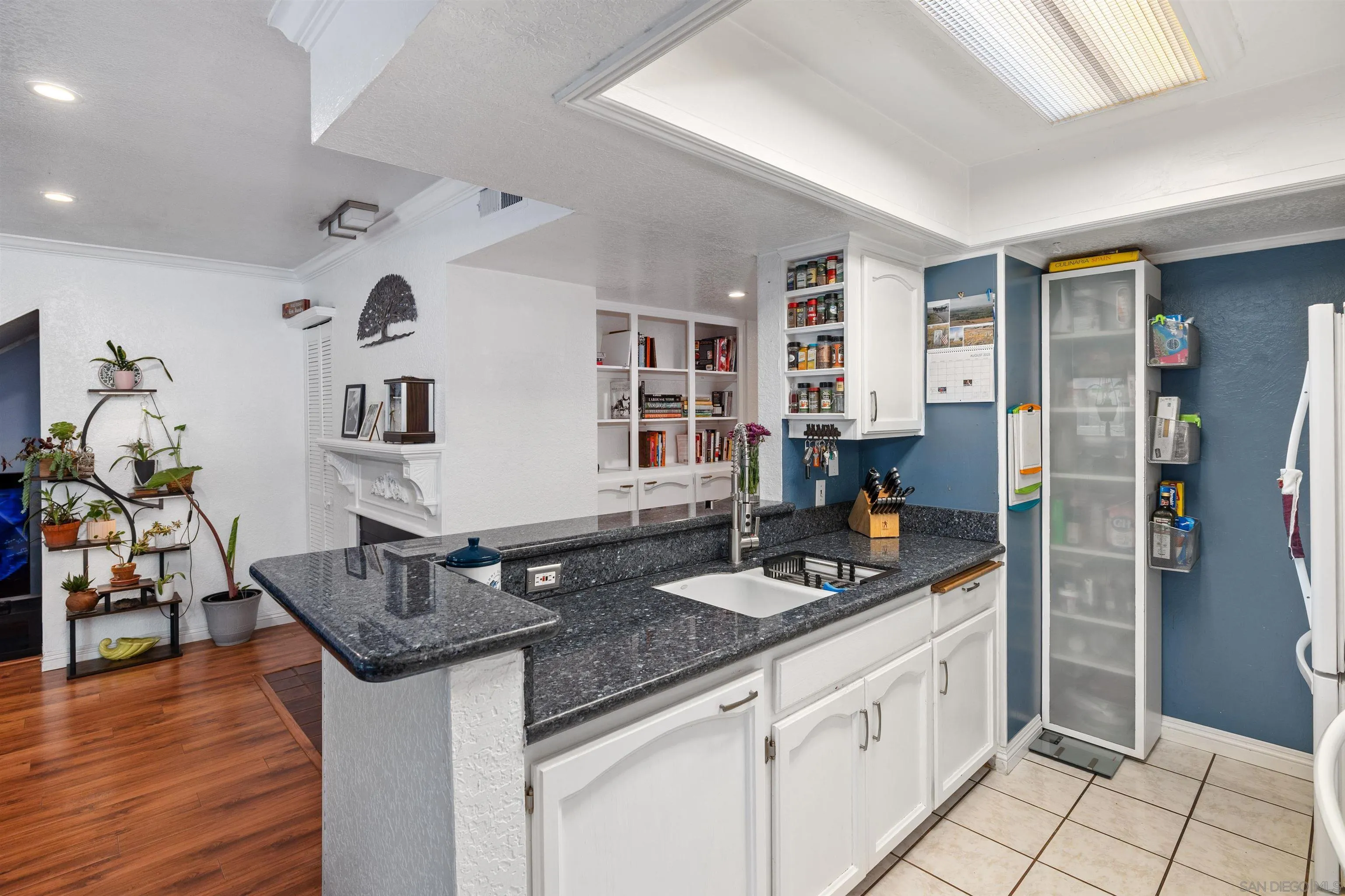 San Diego, California, 92104, United States, 2 Bedrooms Bedrooms, ,2 BathroomsBathrooms,Residential,For Sale,1917788