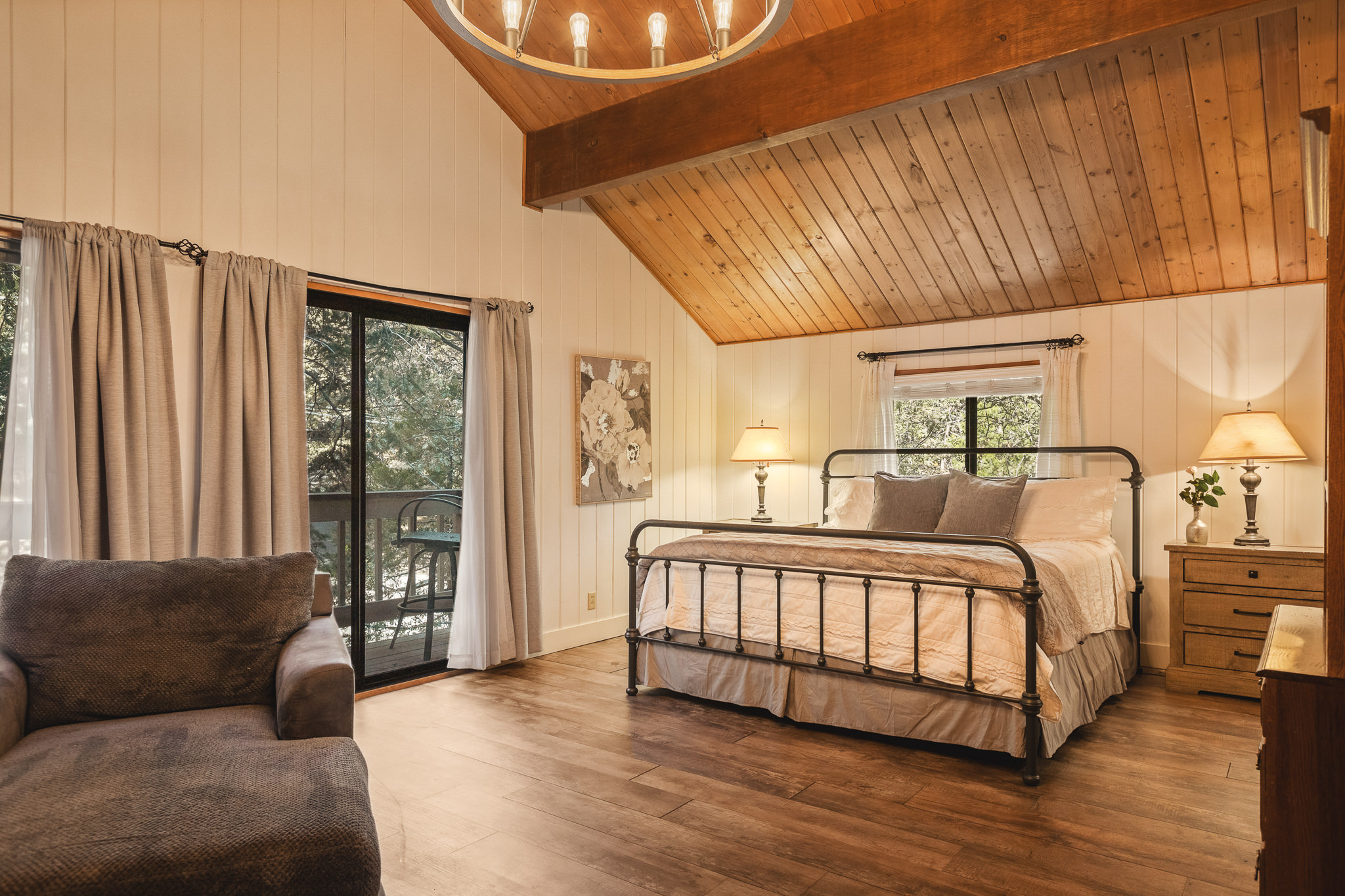  27332 Pinewood Drive, Lake Arrowhead, CA 92352 - 物件實景