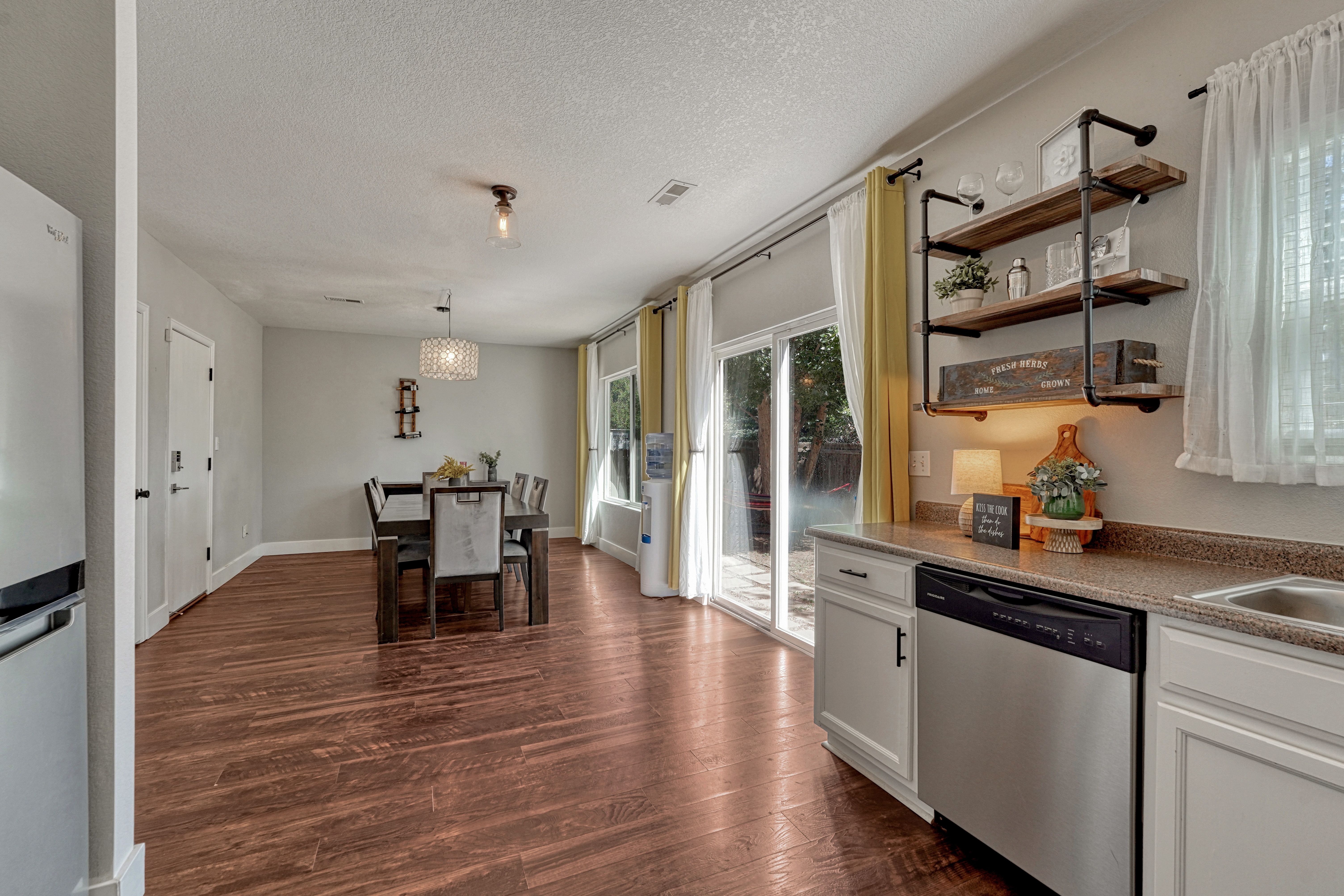  6201 Scottsbluff Drive, Colorado Springs, CO, 80923 - 物件實景
