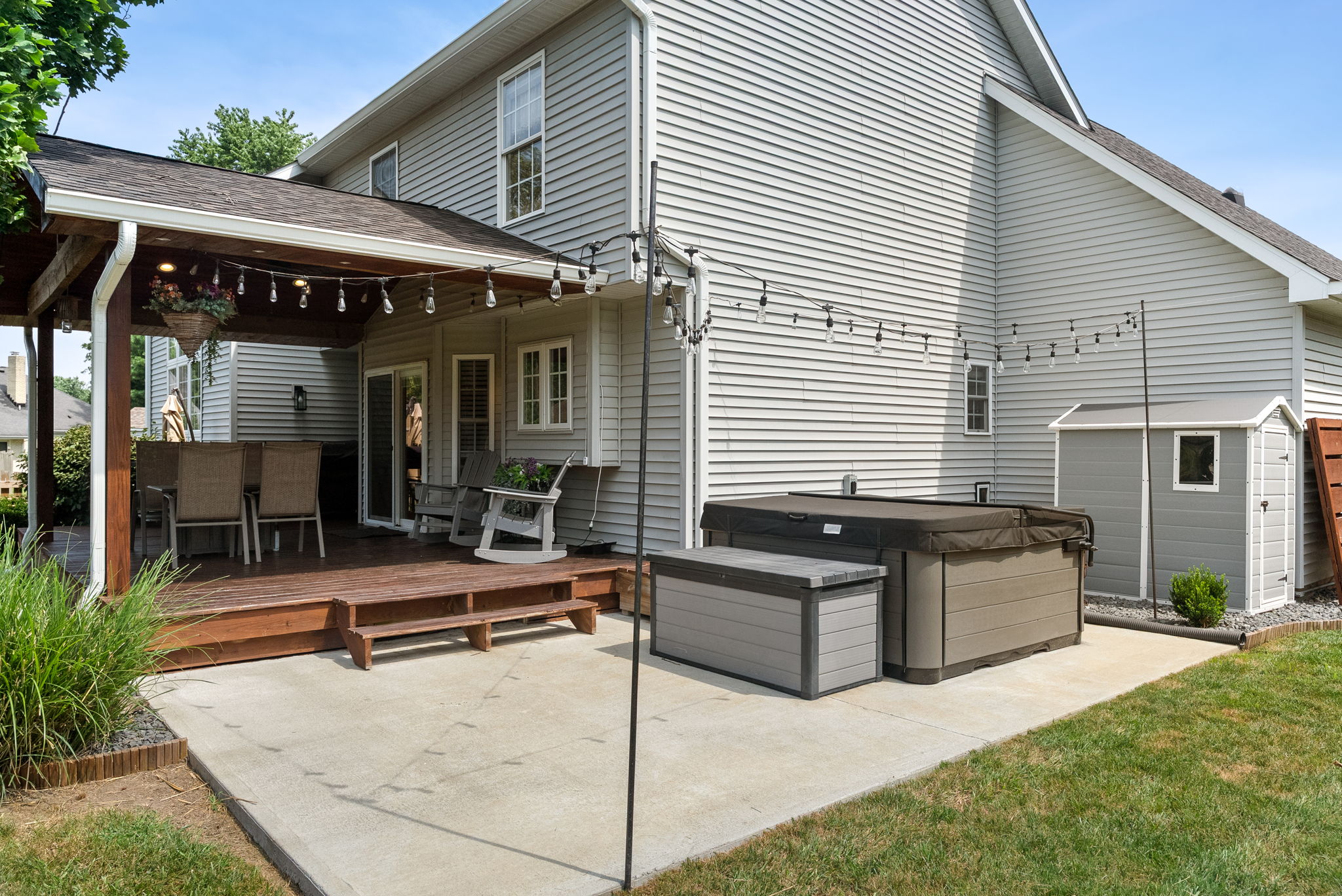 Terre Haute, Indiana, 47803, United States, 5 Bedrooms Bedrooms, ,4 BathroomsBathrooms,Residential,For Sale,1942533