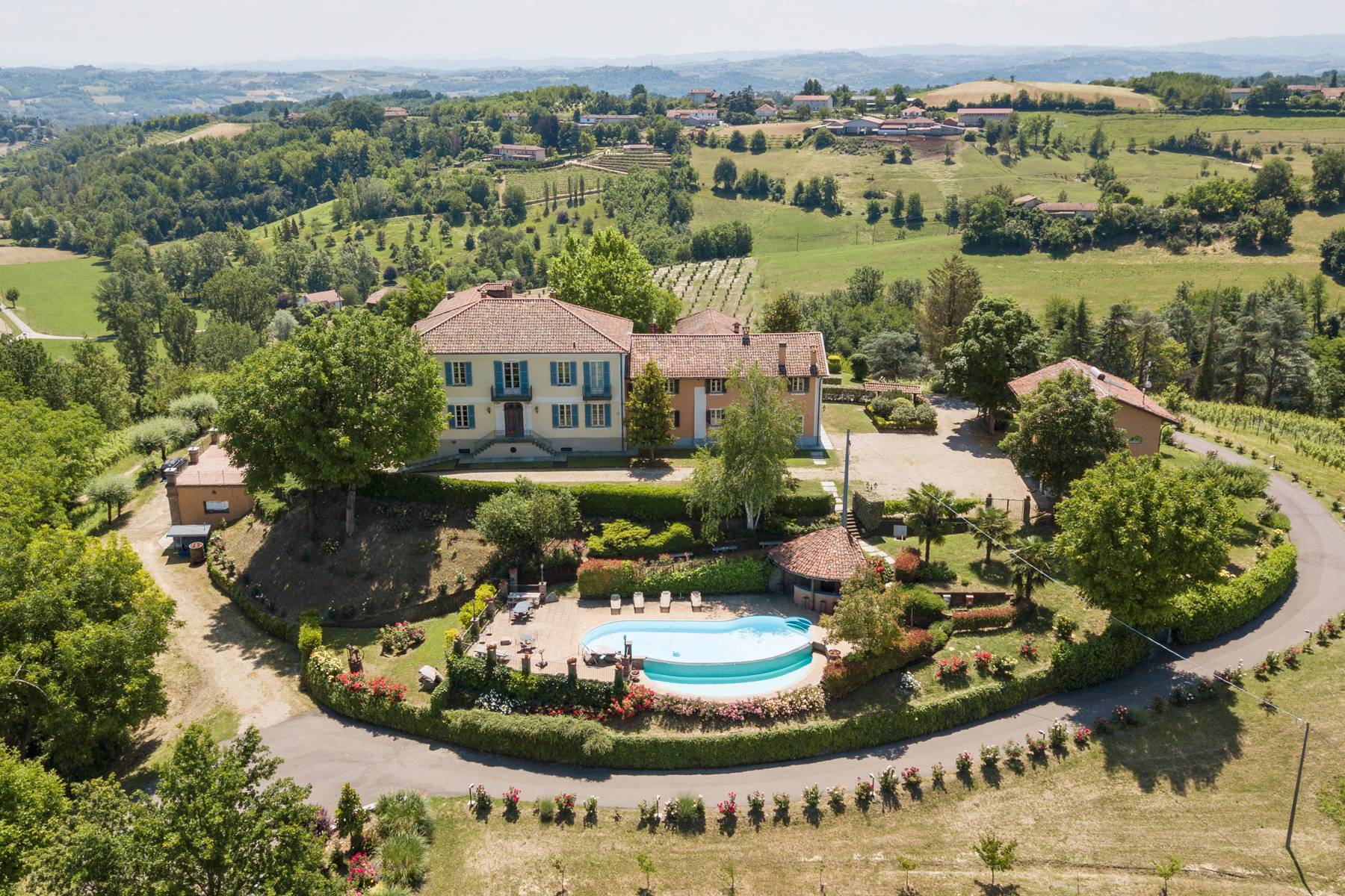  Prestigious estate with breathtaking views of the Alps - 物件實景